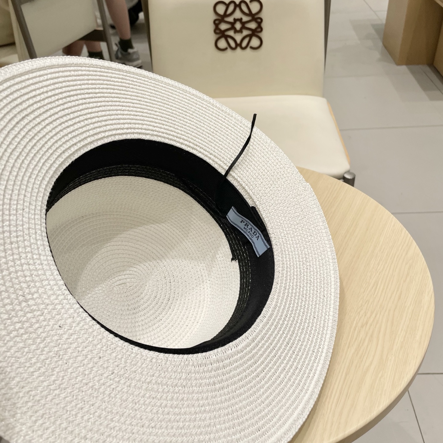 Prada普拉达平顶草帽，拼色礼帽，头围57cm