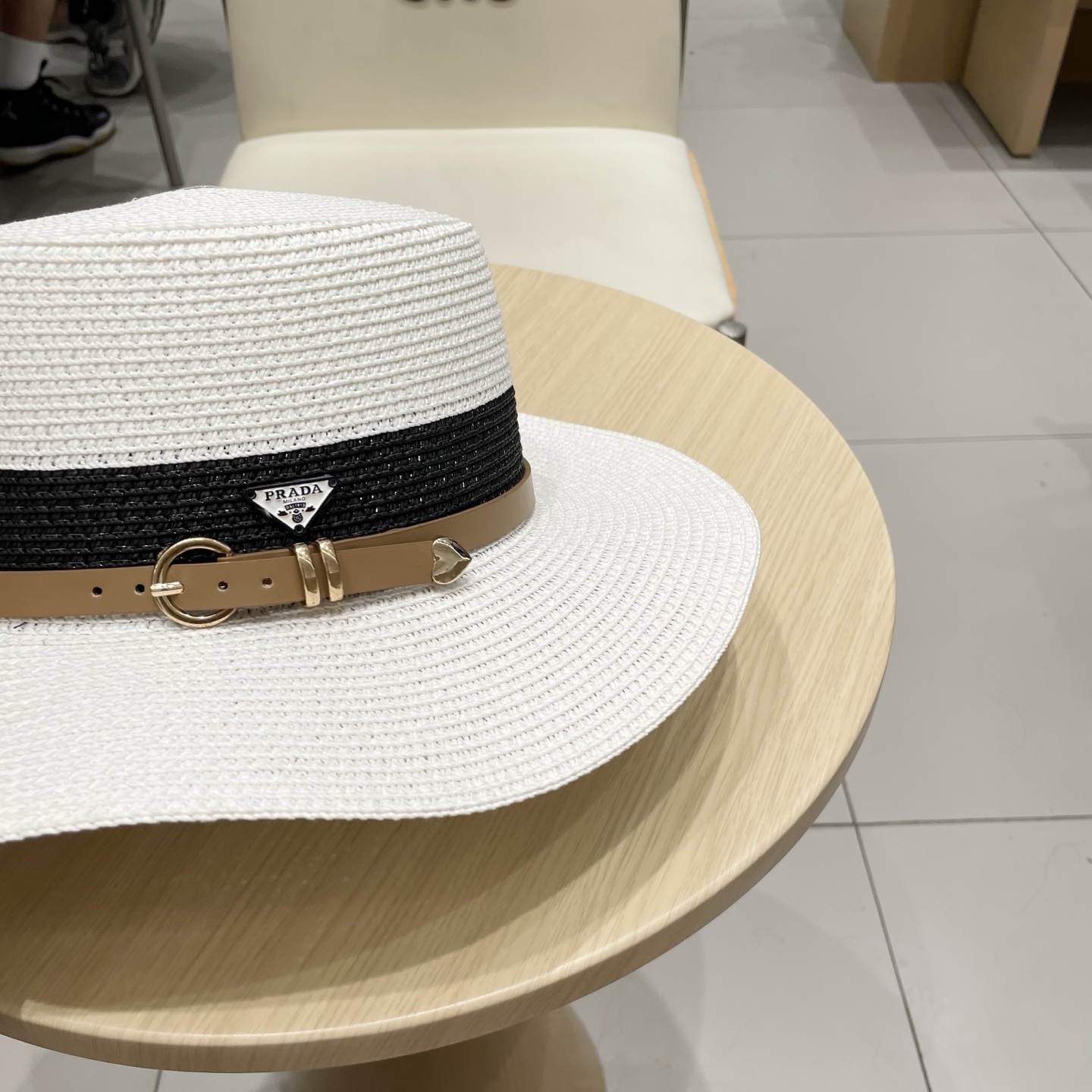 Prada普拉达平顶草帽，拼色礼帽，头围57cm