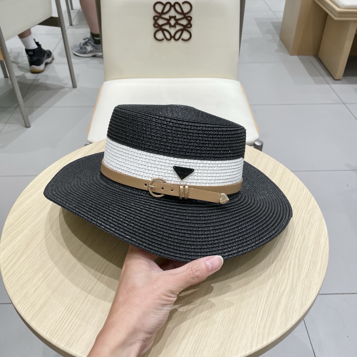 Prada普拉达平顶草帽，拼色礼帽，头围57cm