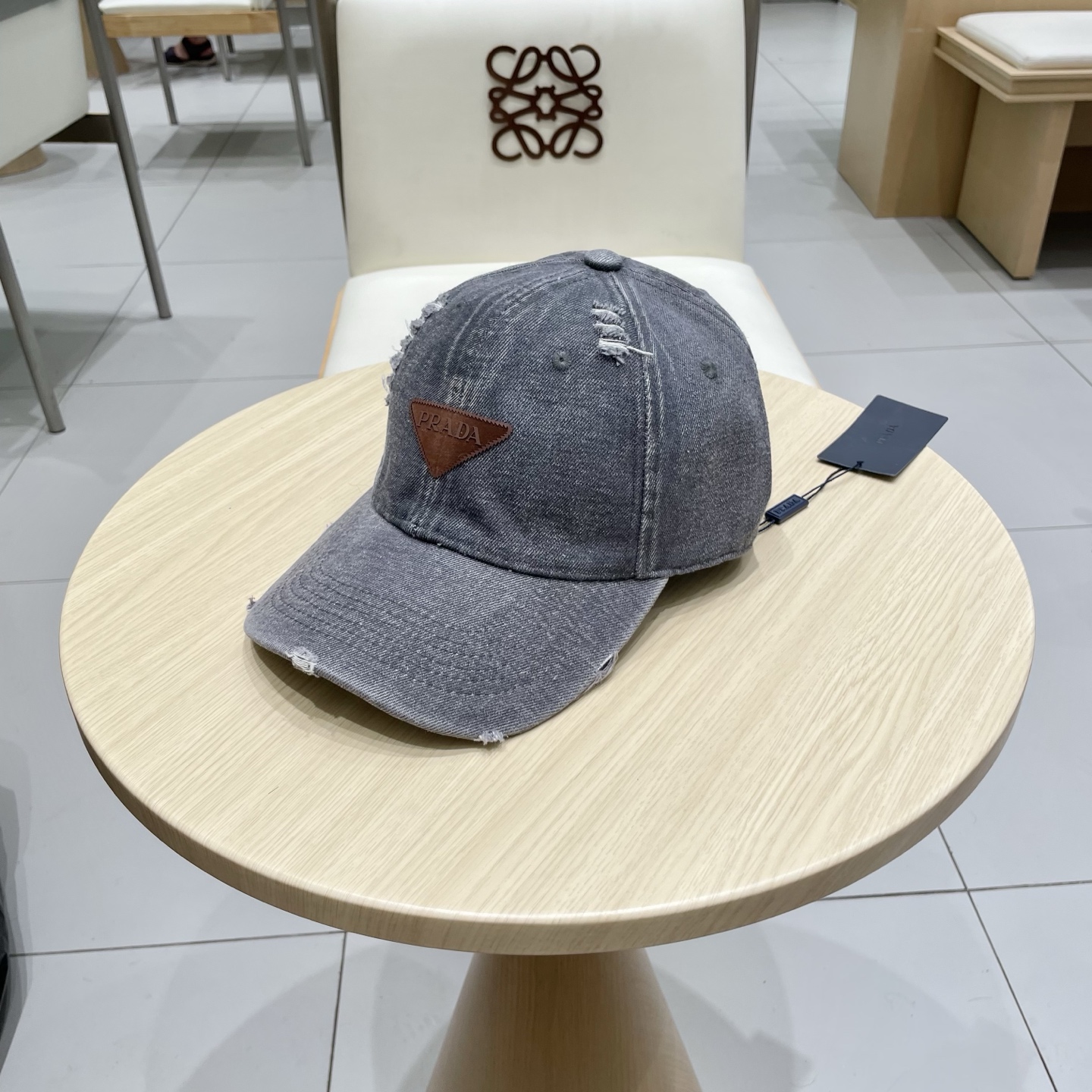 【普拉达】春夏新款大牌刺绣棒球帽，新款出货，大牌款超好搭配，赶