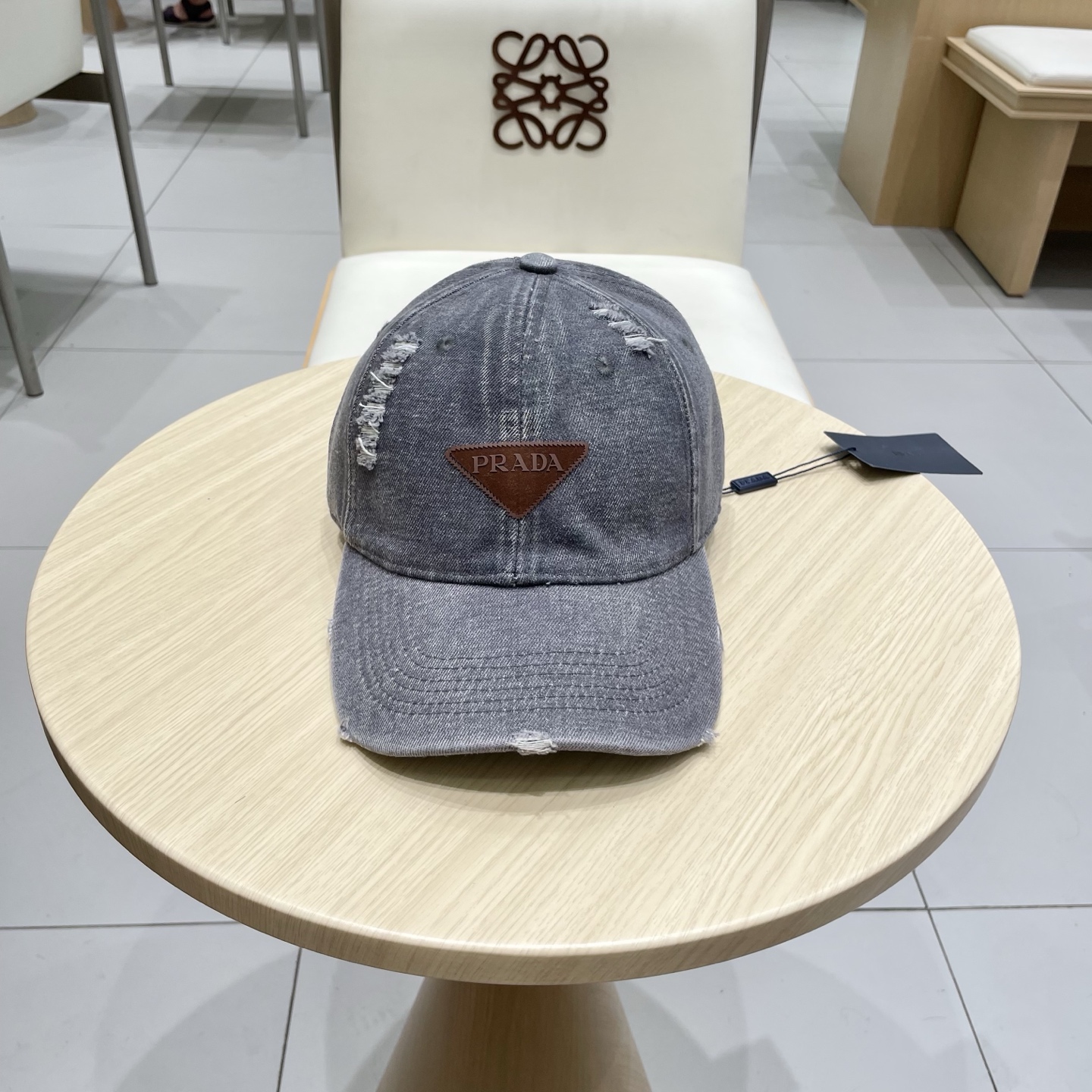 【普拉达】春夏新款大牌刺绣棒球帽，新款出货，大牌款超好搭配，赶