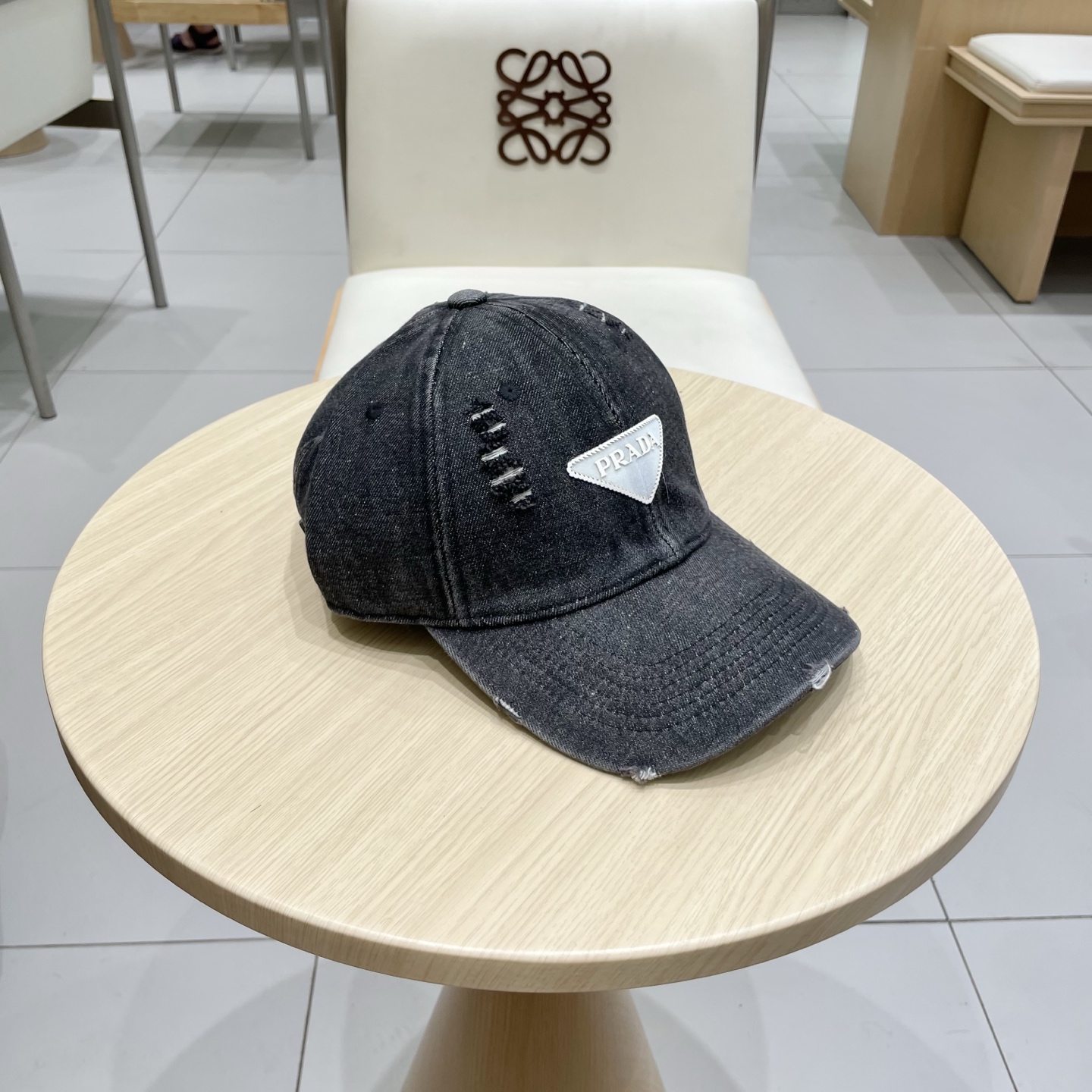 【普拉达】春夏新款大牌刺绣棒球帽，新款出货，大牌款超好搭配，赶