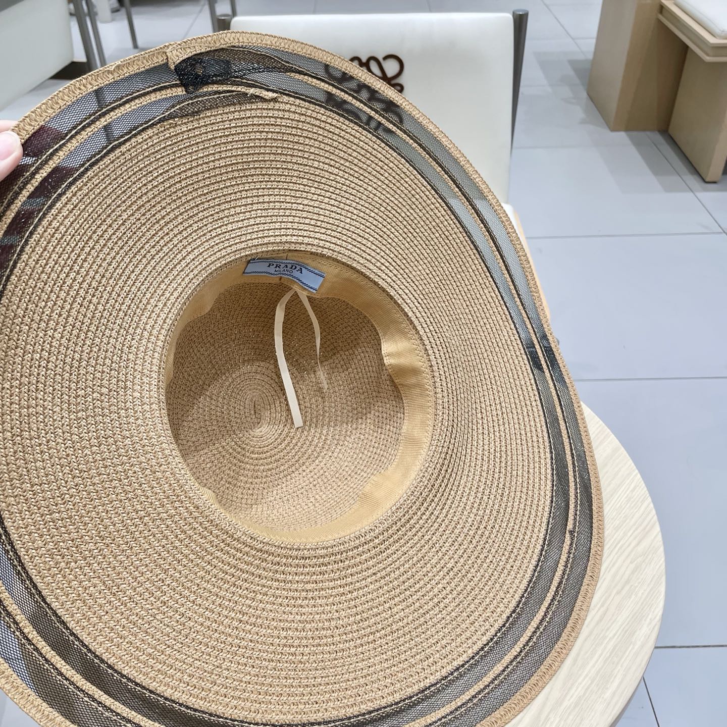  普拉达新款平顶礼帽，大帽檐草帽，头围57cm