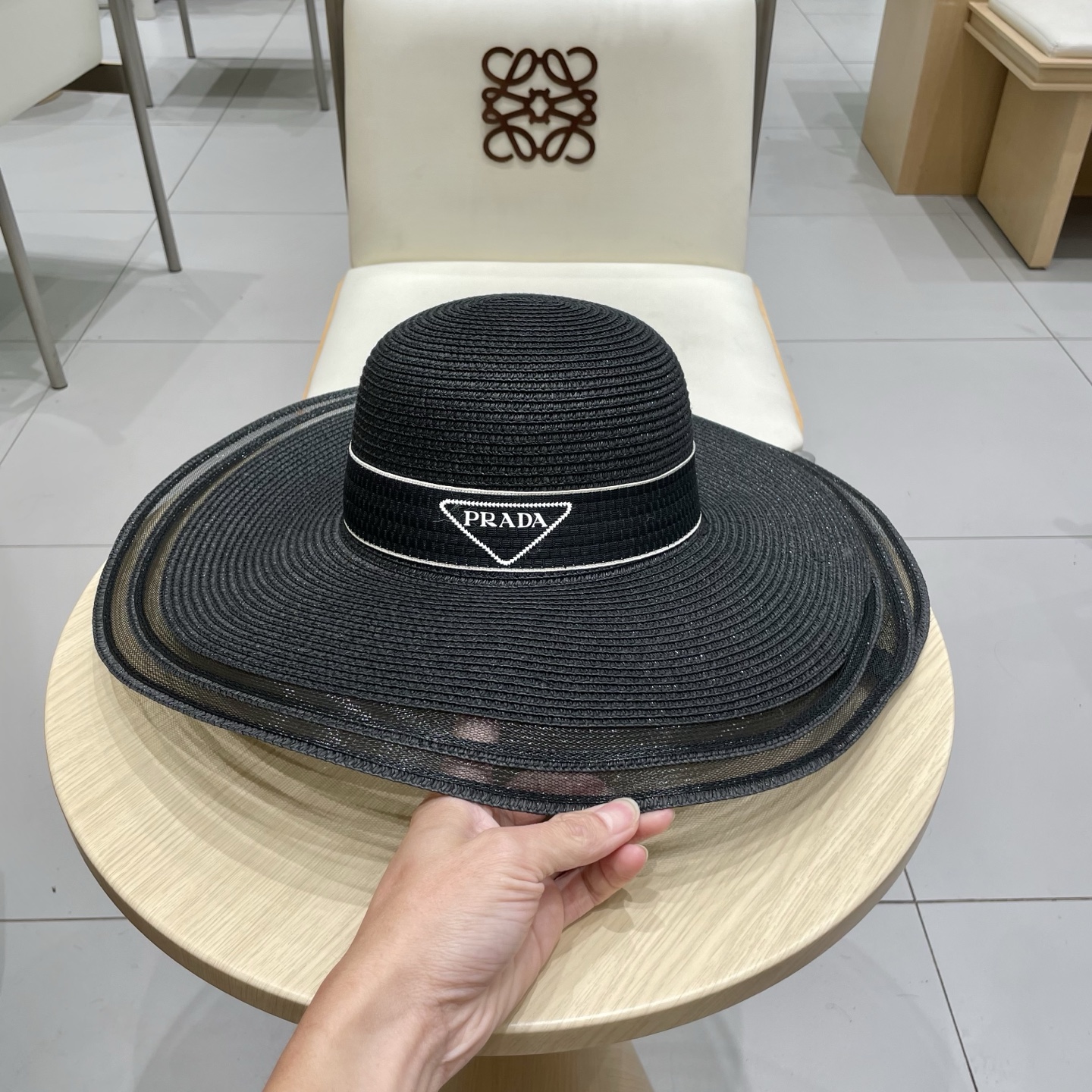  普拉达新款平顶礼帽，大帽檐草帽，头围57cm