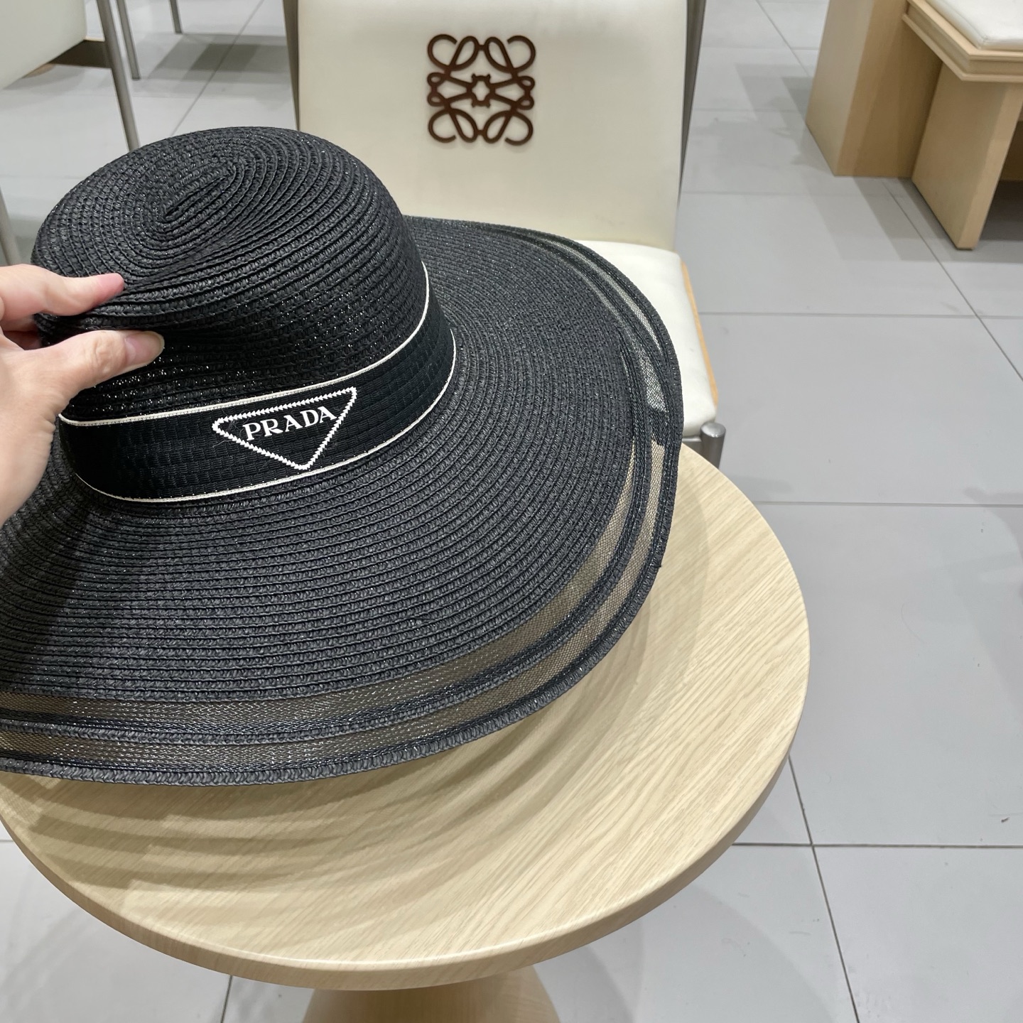  普拉达新款平顶礼帽，大帽檐草帽，头围57cm