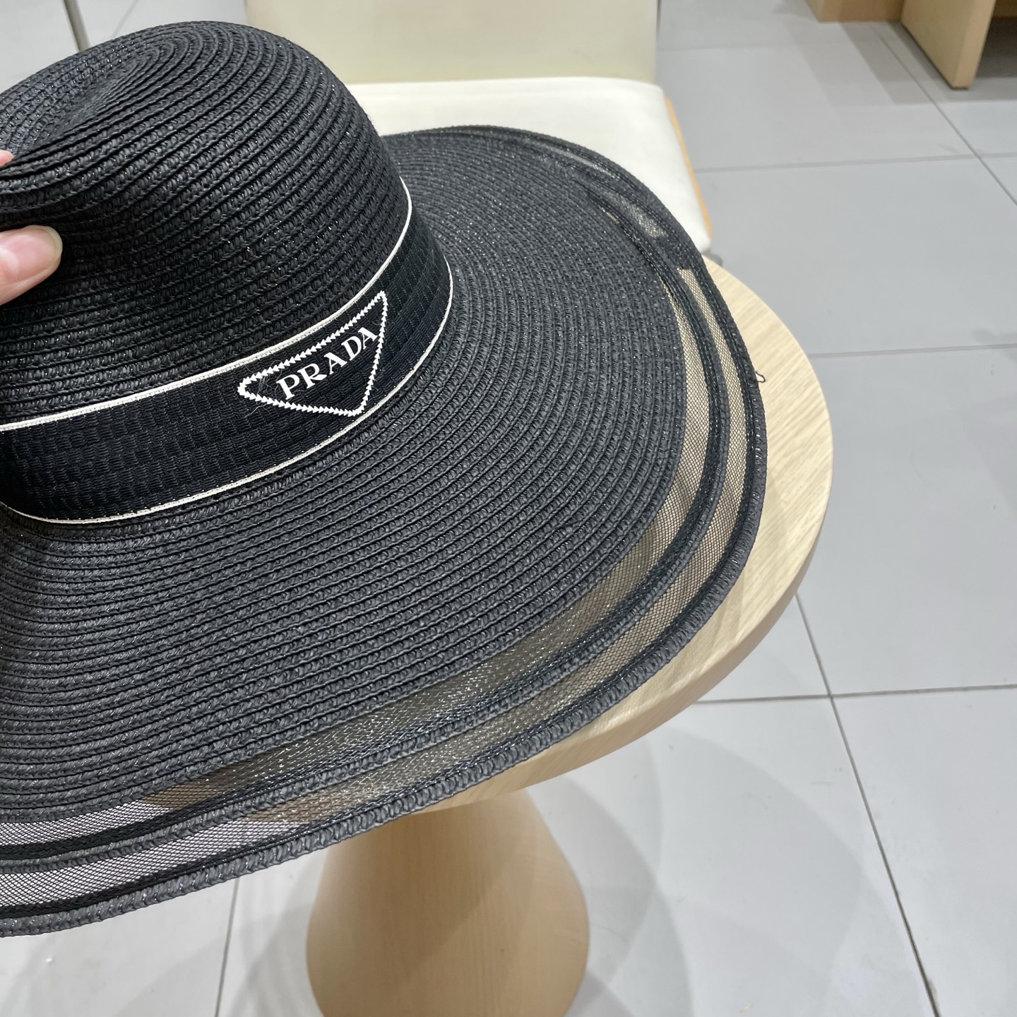 普拉达新款平顶礼帽，大帽檐草帽，头围57cm