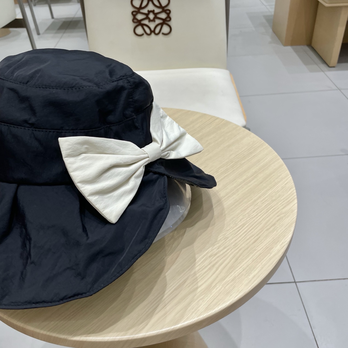 Lv路易威登蝴蝶结渔夫帽，名媛气质款，头围57cm