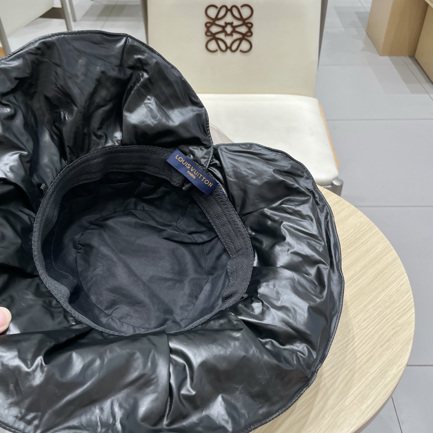 Lv路易威登蝴蝶结渔夫帽，名媛气质款，头围57cm