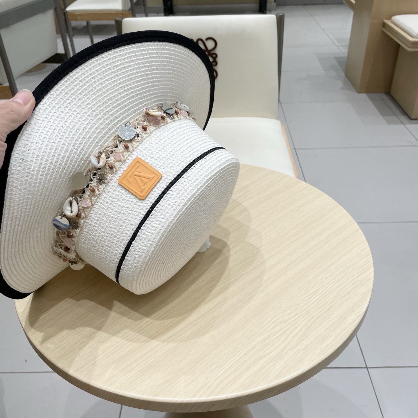  🧢路易威登LouisVuitton😍夏季草帽女平顶复古度假风渔夫帽户外沙滩防晒遮阳民族风平沿宽檐遮