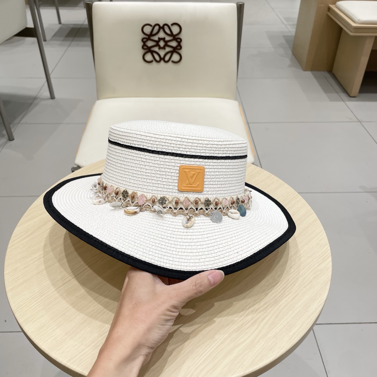  🧢路易威登LouisVuitton😍夏季草帽女平顶复古度假风渔夫帽户外沙滩防晒遮阳民族风平沿宽檐遮