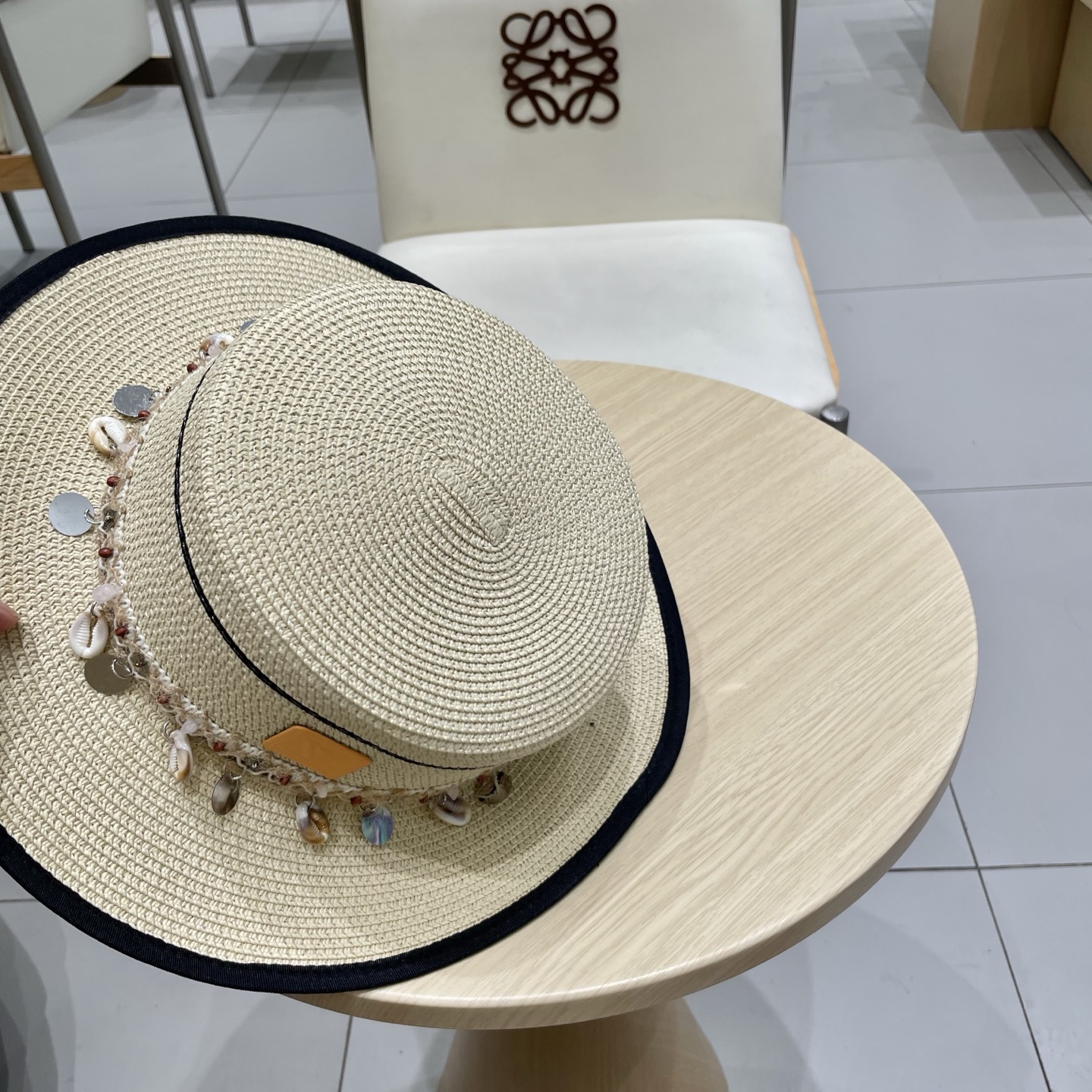  🧢路易威登LouisVuitton😍夏季草帽女平顶复古度假风渔夫帽户外沙滩防晒遮阳民族风平沿宽檐遮