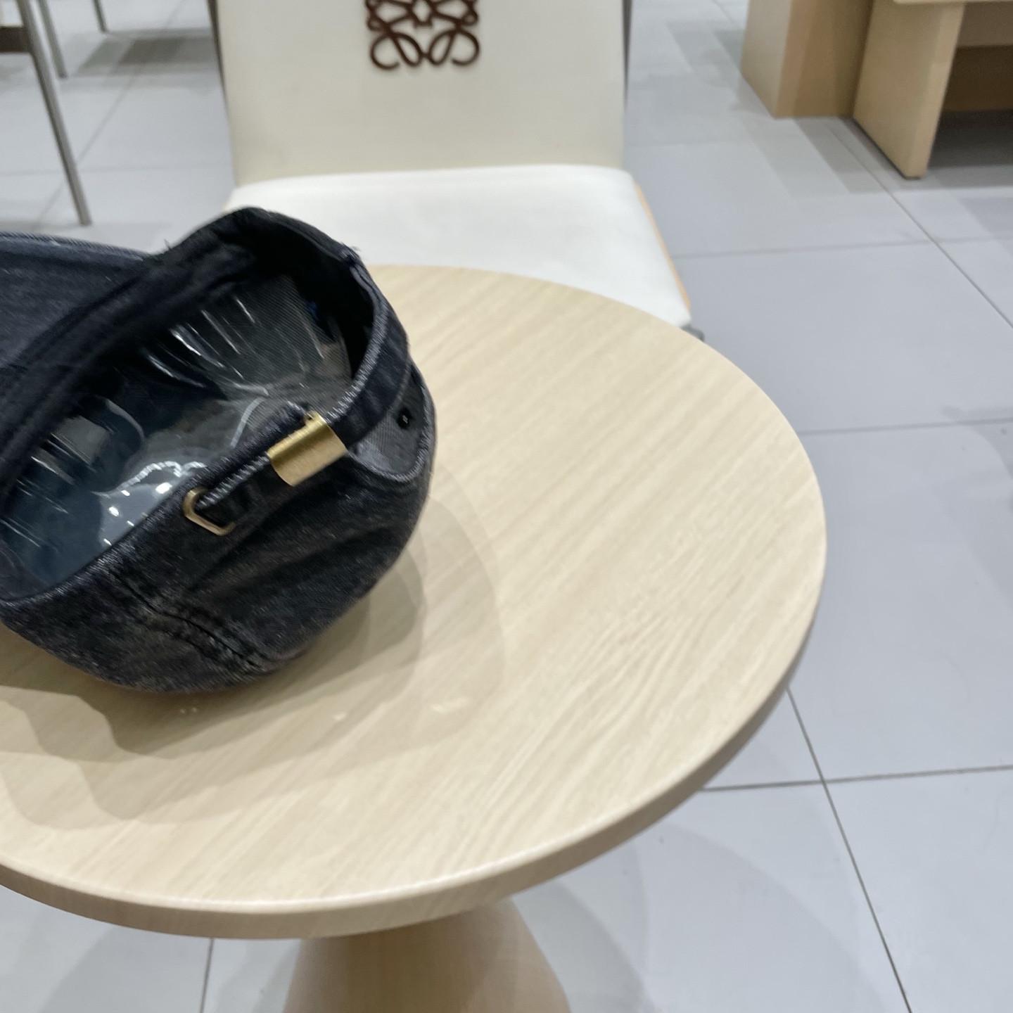  💛YSL圣罗兰】2025新款专柜棒球帽，经典款，细节做工都很精致，‼️经典四季款，男女款
