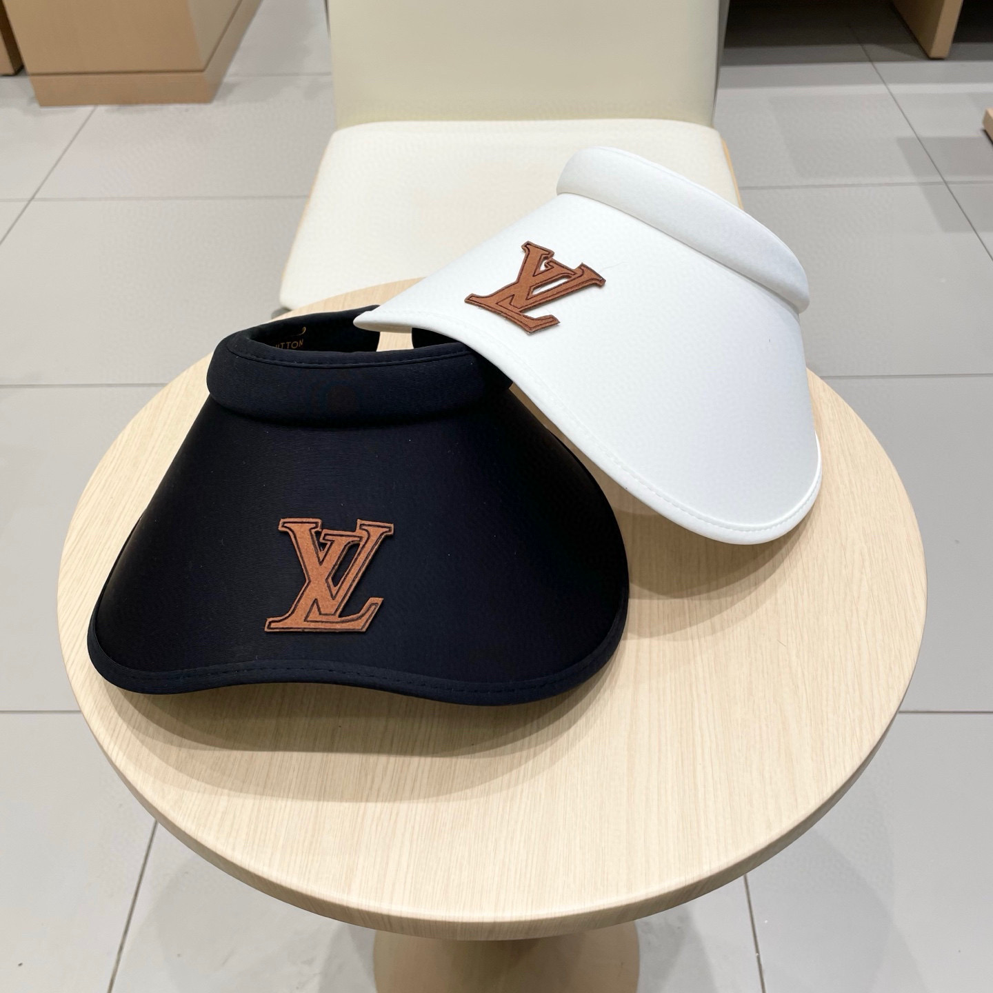 lv路易威登不挡视线桃心冰丝防晒帽女夏季2025新款防紫外线大帽檐空顶遮阳帽