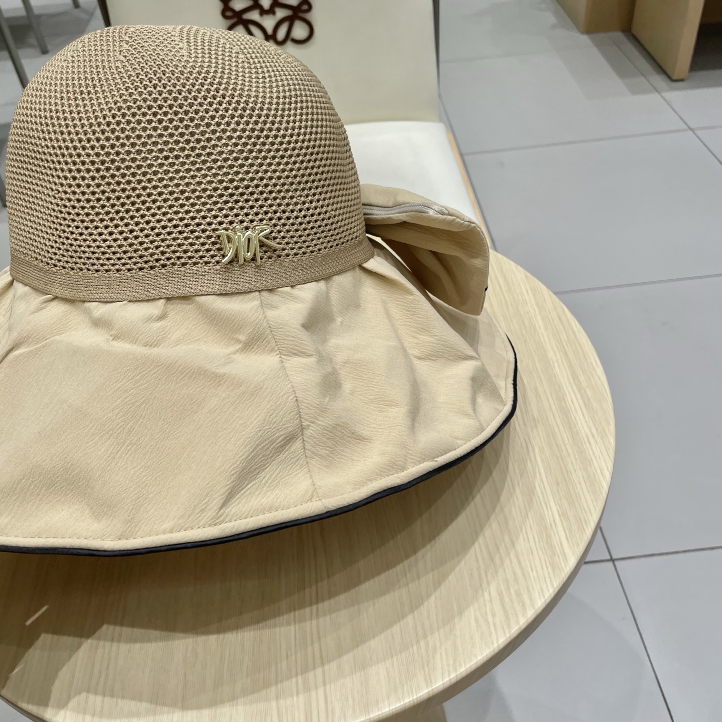  DIOR迪奥帽子女夏季遮阳防晒渔夫帽防紫外线大檐遮脸大头围显脸小太阳透气