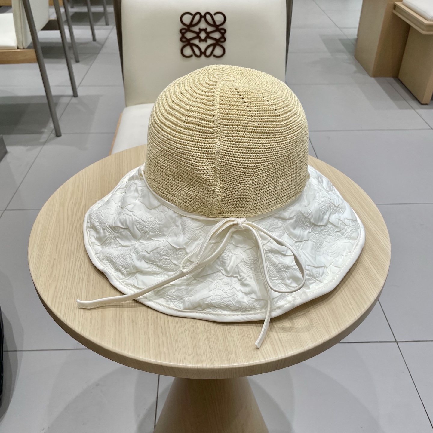  🧢路易威登LouisVuitton遮阳防晒帽女 夏季紫外线可折叠透气帽子新款户外沙滩薄款渔夫帽