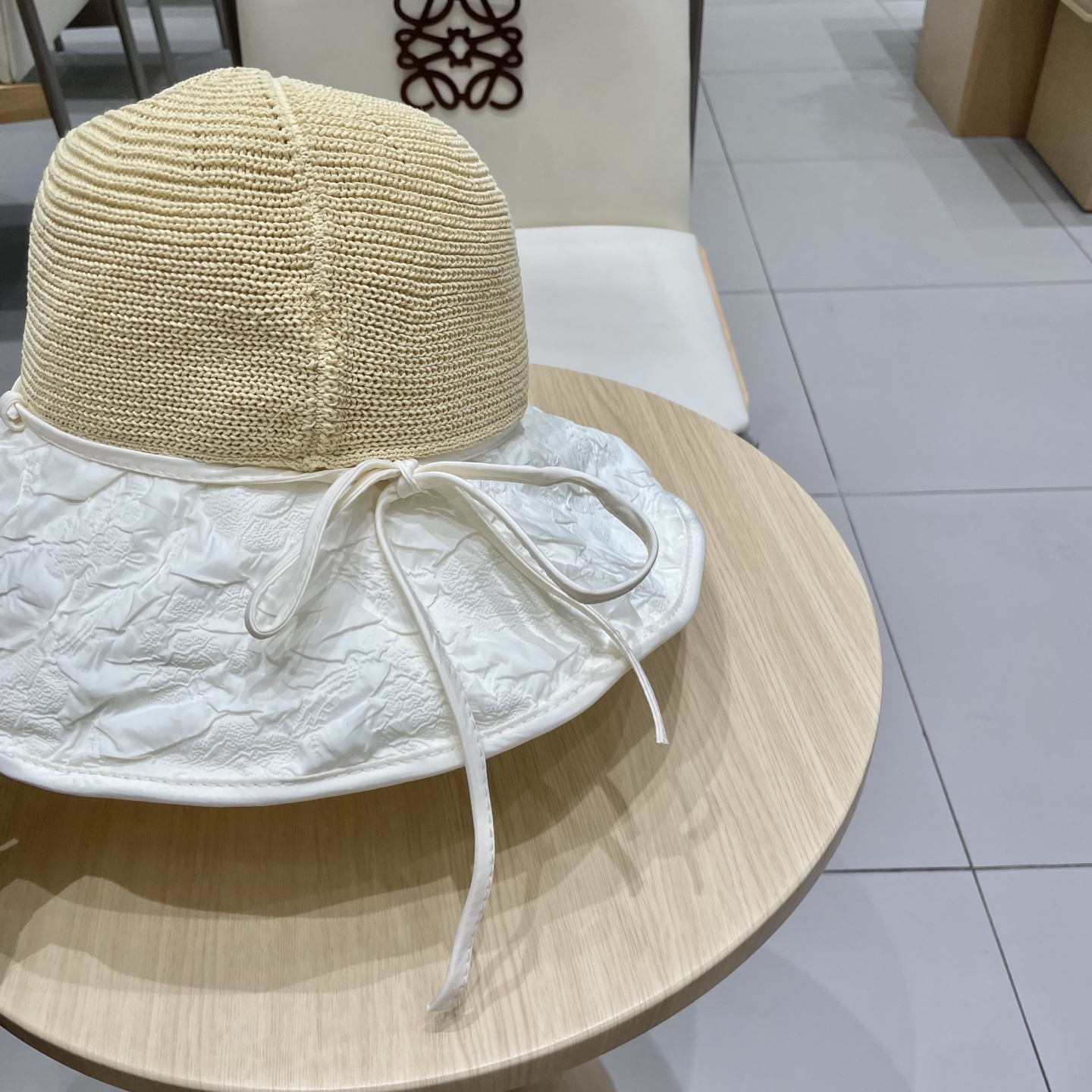  🧢路易威登LouisVuitton遮阳防晒帽女 夏季紫外线可折叠透气帽子新款户外沙滩薄款渔夫帽