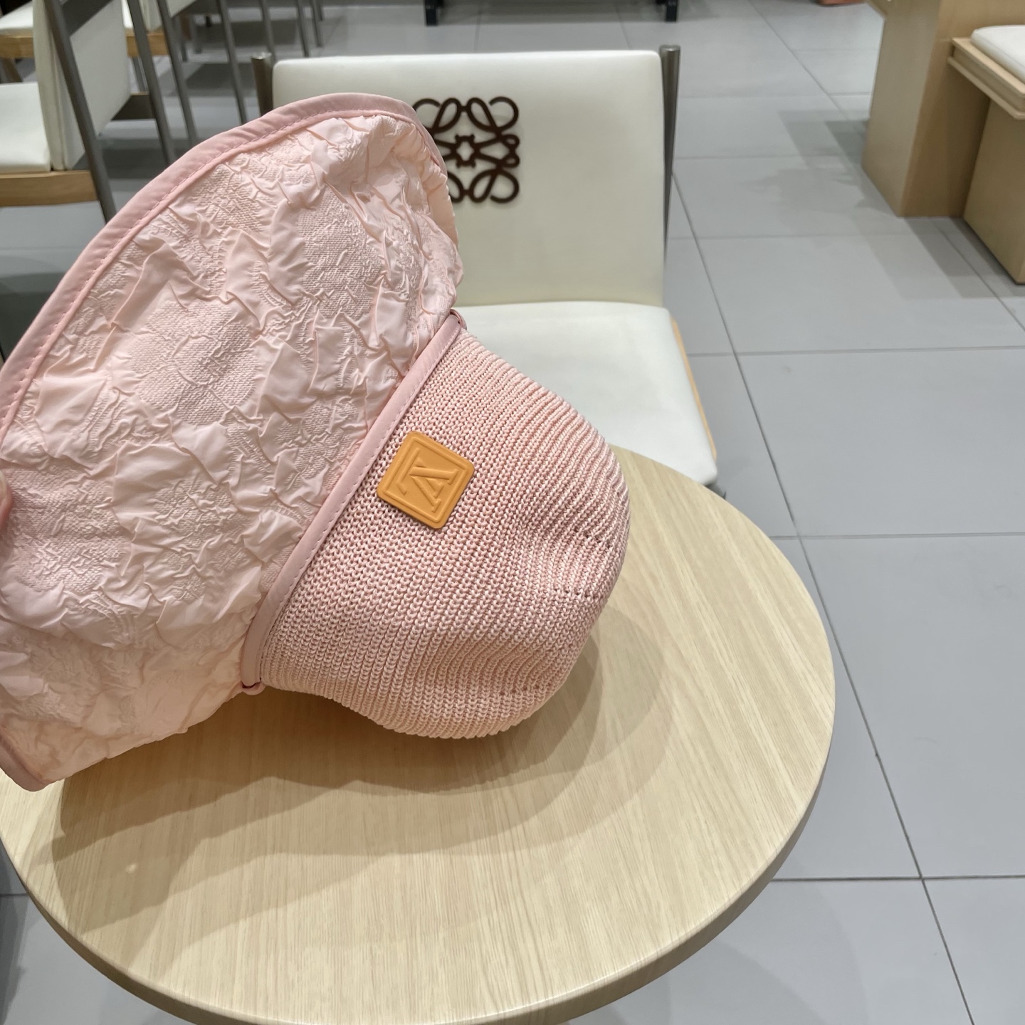  🧢路易威登LouisVuitton遮阳防晒帽女 夏季紫外线可折叠透气帽子新款户外沙滩薄款渔夫帽