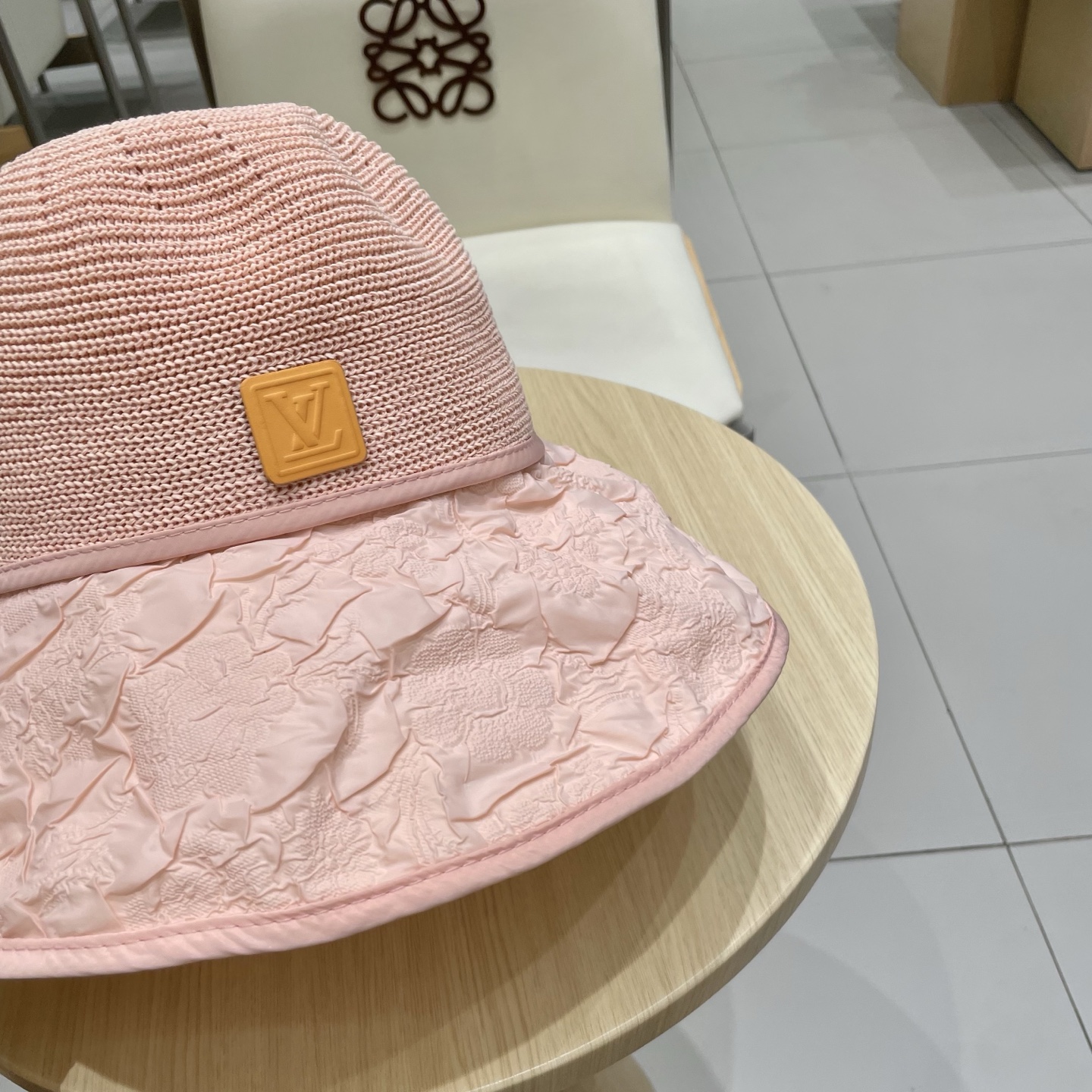  🧢路易威登LouisVuitton遮阳防晒帽女 夏季紫外线可折叠透气帽子新款户外沙滩薄款渔夫帽