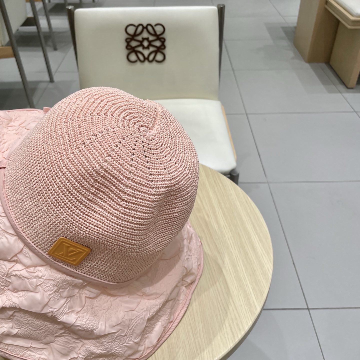  🧢路易威登LouisVuitton遮阳防晒帽女 夏季紫外线可折叠透气帽子新款户外沙滩薄款渔夫帽