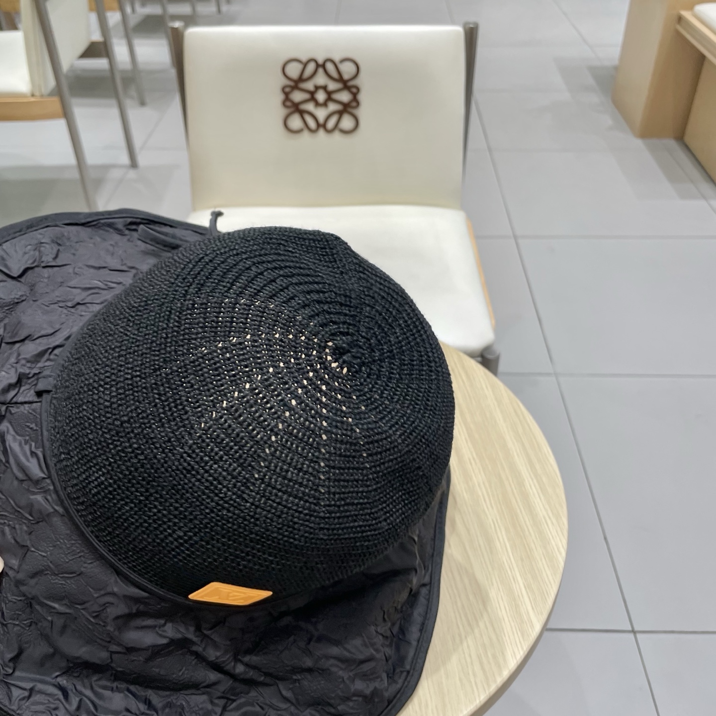  🧢路易威登LouisVuitton遮阳防晒帽女 夏季紫外线可折叠透气帽子新款户外沙滩薄款渔夫帽