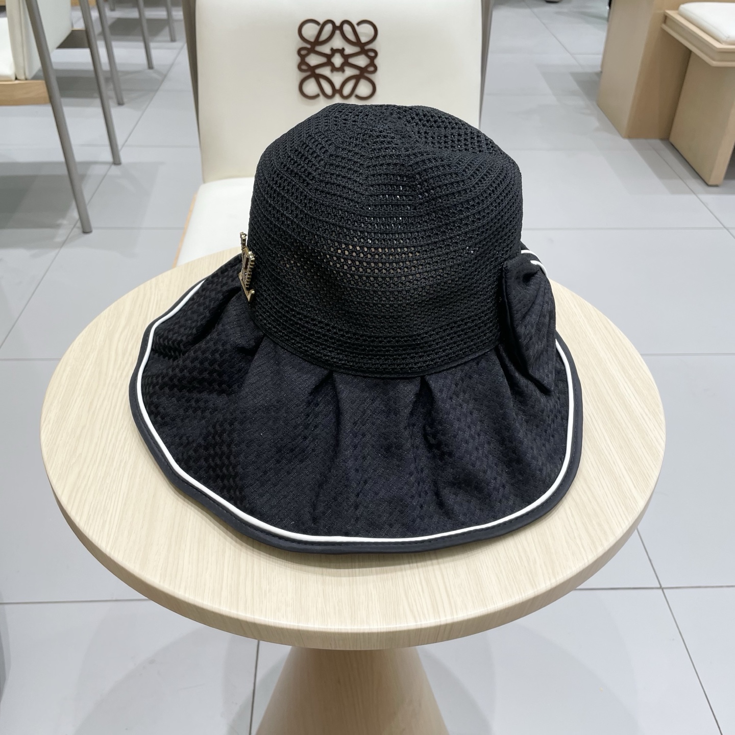  🧢路易威登LouisVuitton春夏季新款蝴蝶结遮阳大沿帽子女户外休闲运动时尚透气渔夫帽盆帽h