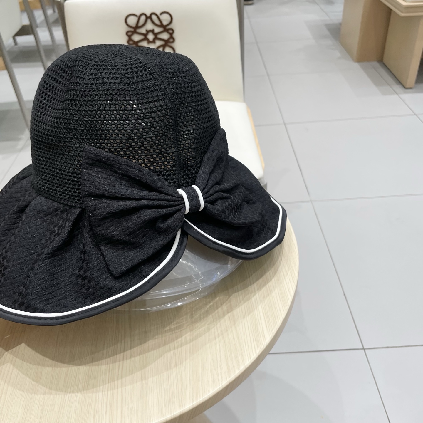  🧢路易威登LouisVuitton春夏季新款蝴蝶结遮阳大沿帽子女户外休闲运动时尚透气渔夫帽盆帽h