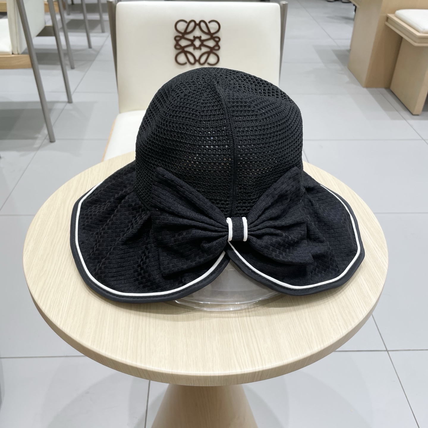  🧢路易威登LouisVuitton春夏季新款蝴蝶结遮阳大沿帽子女户外休闲运动时尚透气渔夫帽盆帽h