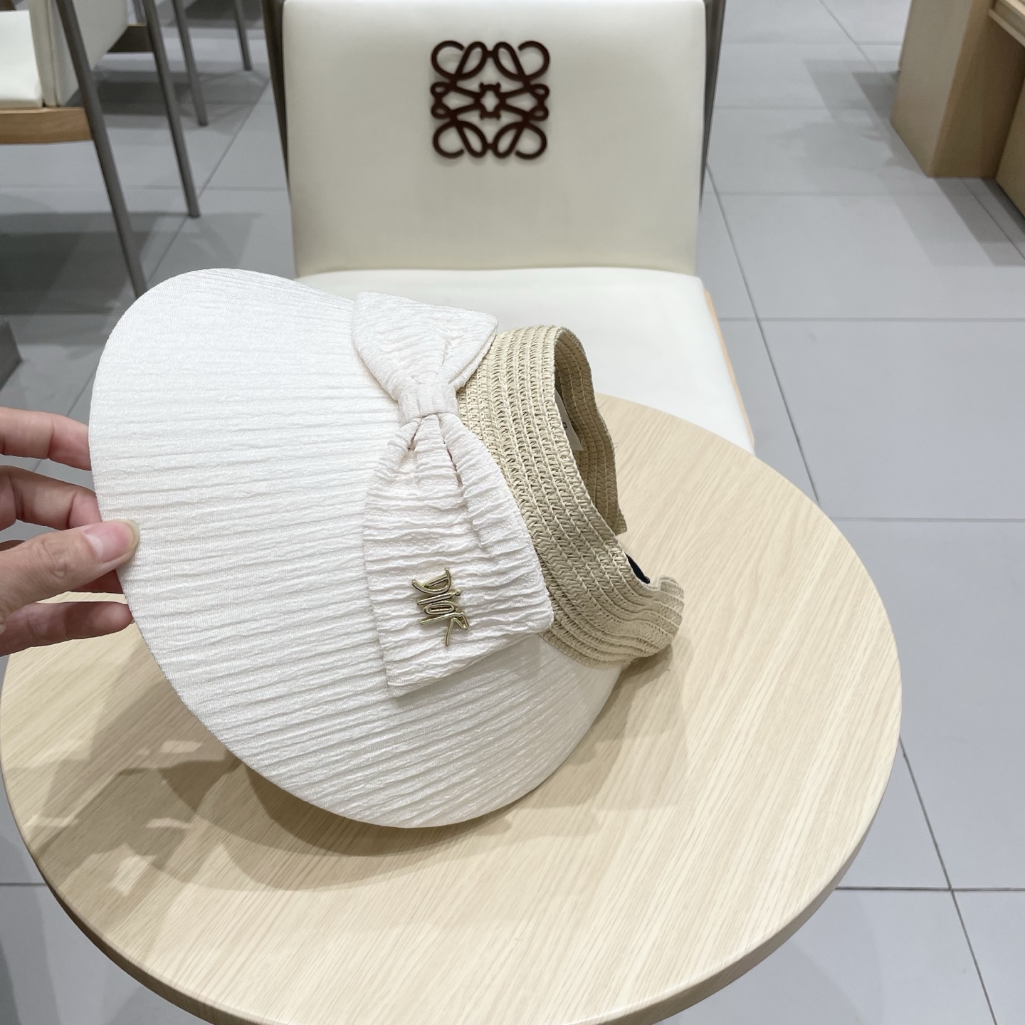  【DIOR迪奥】2025夏季新款蝴蝶结爆款遮阳帽空顶帽，大牌出货，超方便！好搭！出街必