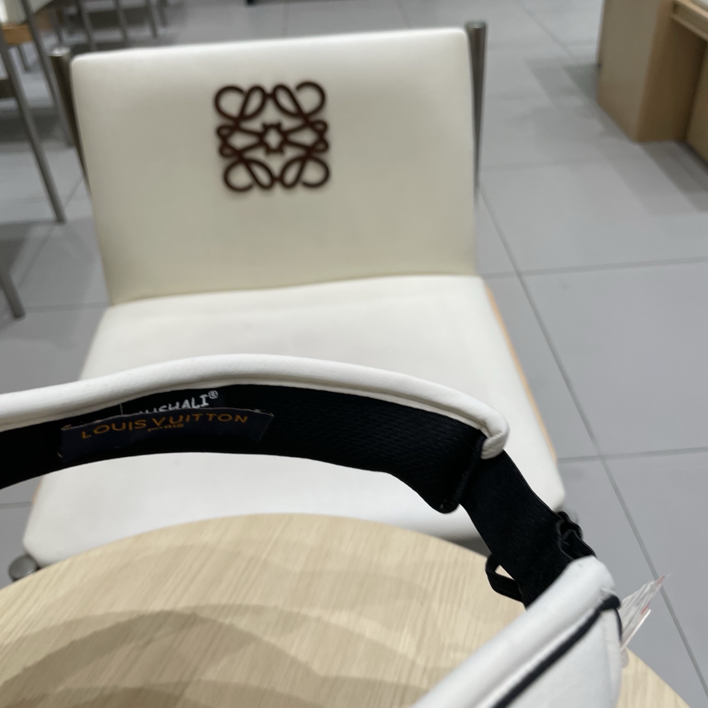 LV路易威登遮阳帽女防晒沙滩盆帽出游登山发箍式空顶帽