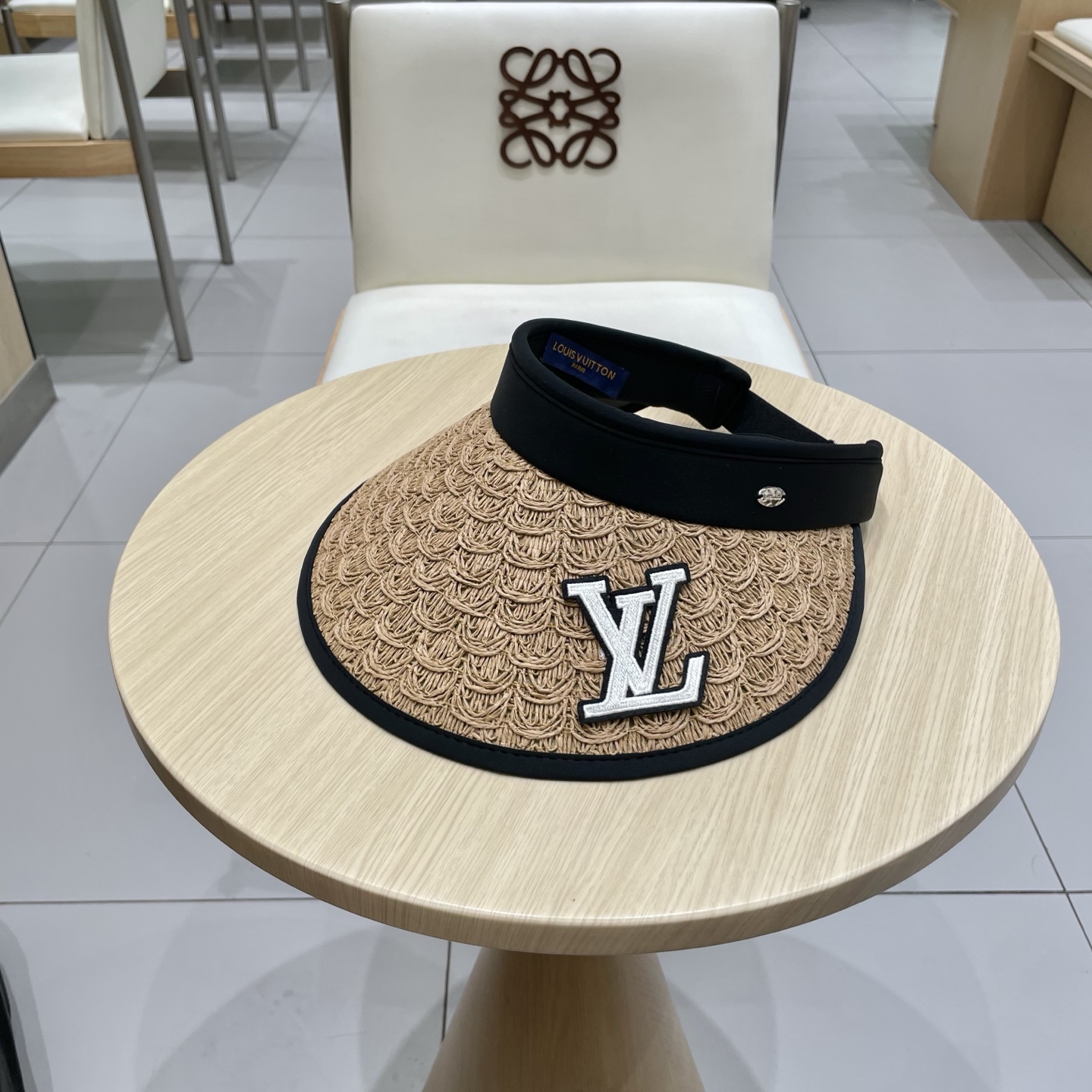 NO:361789,[LV Louis Vuitton] 2025 summer new men's and women's sun hats empty top hats, big brands shipped, super convenient!  Easy to match!  Essential hats, straw hats, fisherman hats, baseball hats, knit hats, hats, louis vuitton, louis vuitton, espadrilles, hats【LV路易威登】2025夏季新款男女款遮阳帽空顶帽,大牌出货,超方便！好搭！出街必备帽子草帽渔夫帽棒球帽针织帽,帽子,louis vuitton,louis vuitton,espadrilles,hats,hat