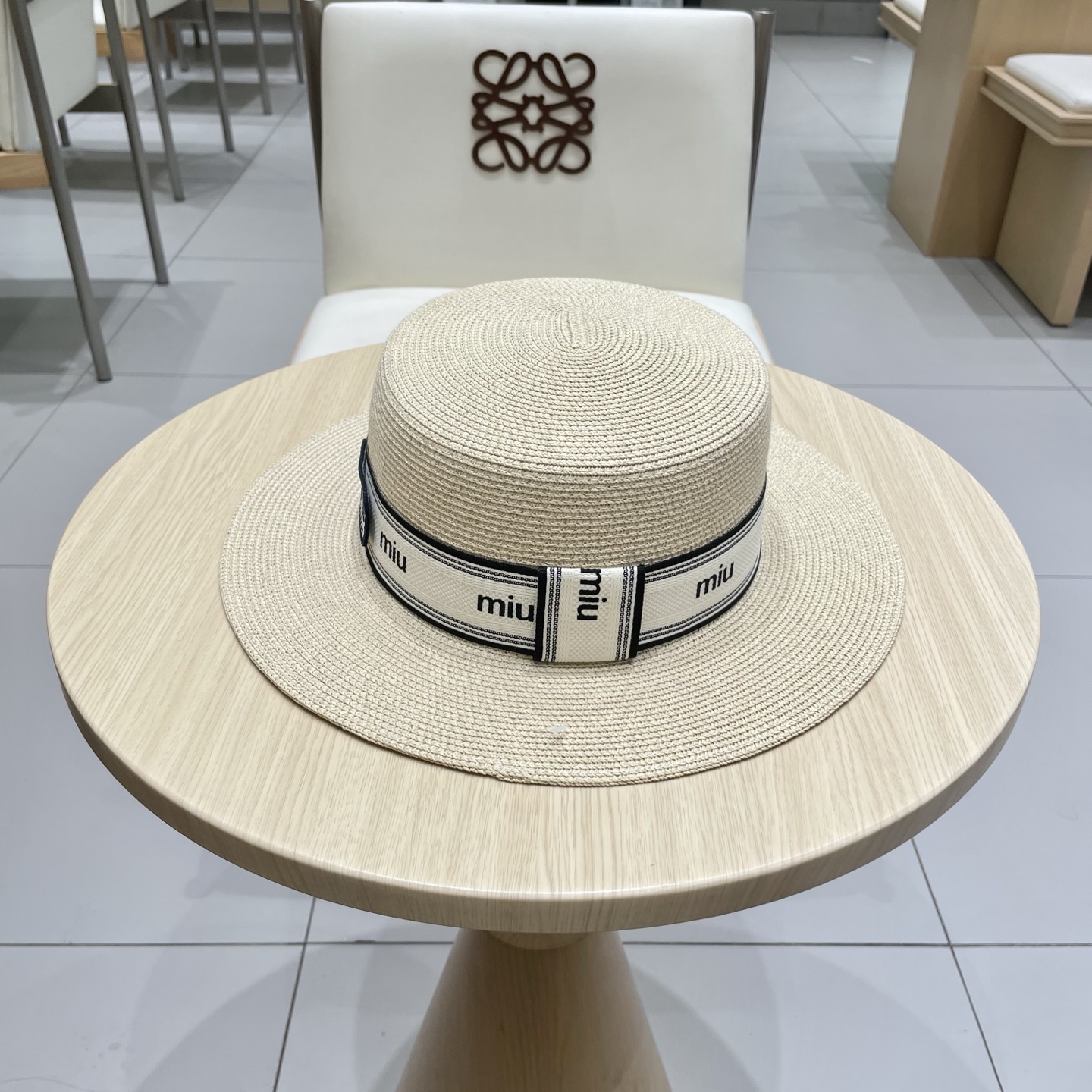 缪缪miumiu新款平顶草帽，高级定制，名媛风，夏季防晒防紫外线，出行必备，百搭好看