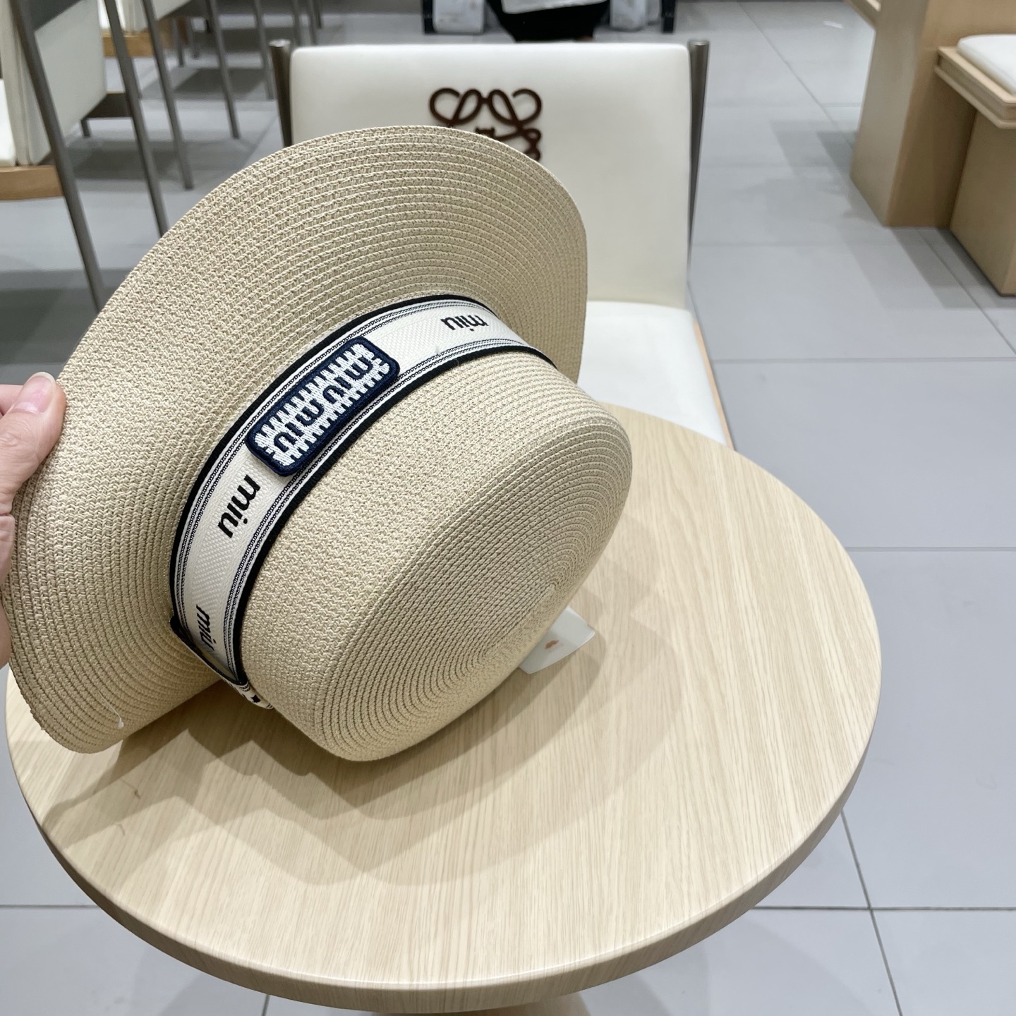 缪缪miumiu新款平顶草帽，高级定制，名媛风，夏季防晒防紫外线，出行必备，百搭好看