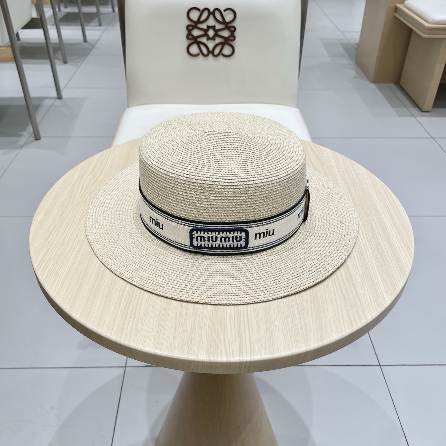 缪缪miumiu新款平顶草帽，高级定制，名媛风，夏季防晒防紫外线，出行必备，百搭好看