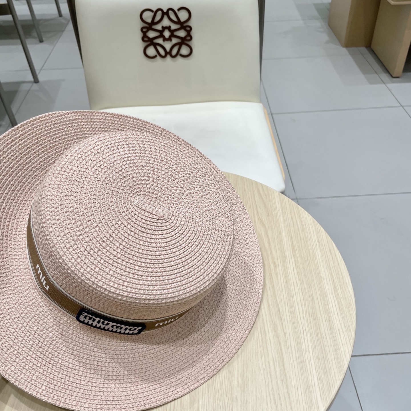 缪缪miumiu新款平顶草帽，高级定制，名媛风，夏季防晒防紫外线，出行必备，百搭好看