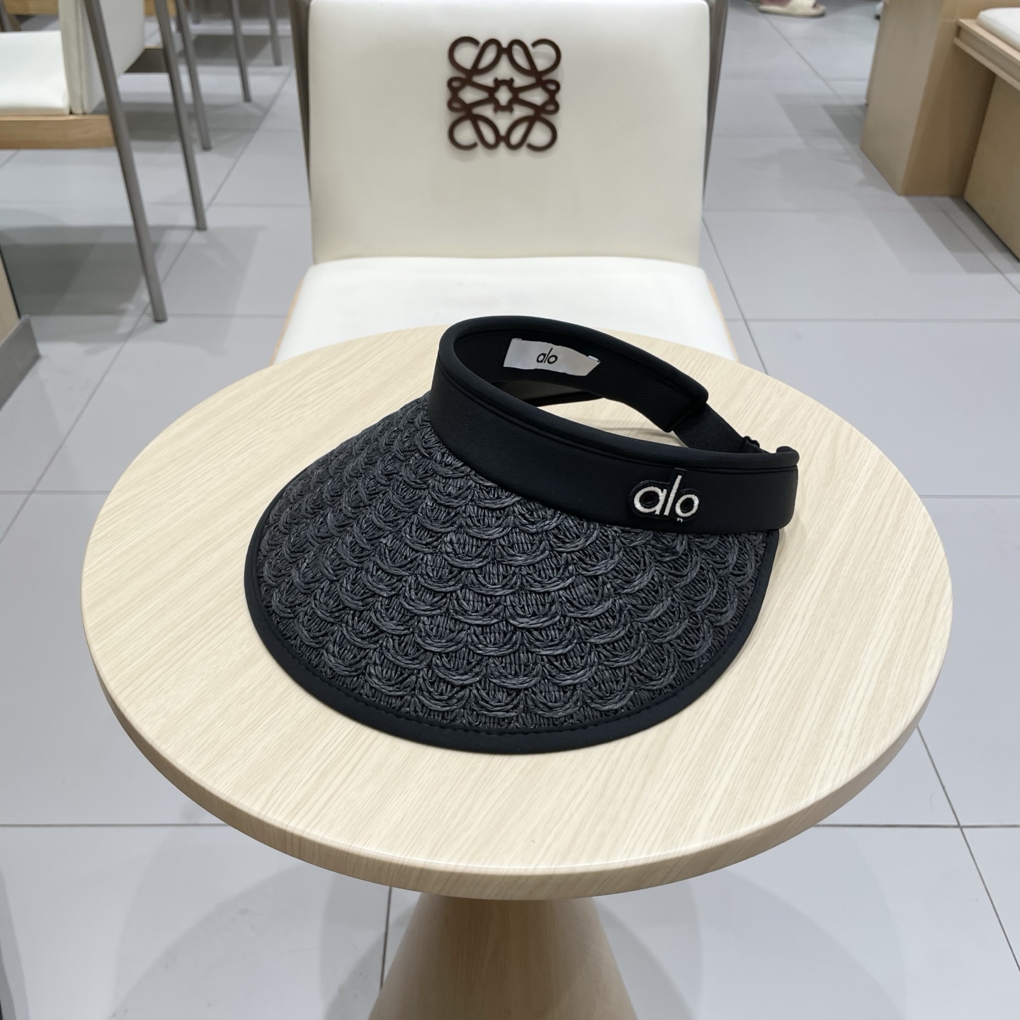  alo  ‼️
新款空顶帽！
有质感的拼接 帽型很好 冲它‼️