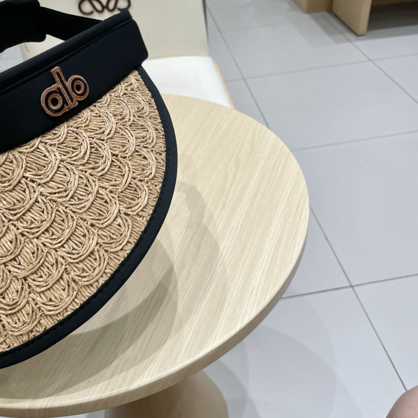  alo  ‼️
新款空顶帽！
有质感的拼接 帽型很好 冲它‼️