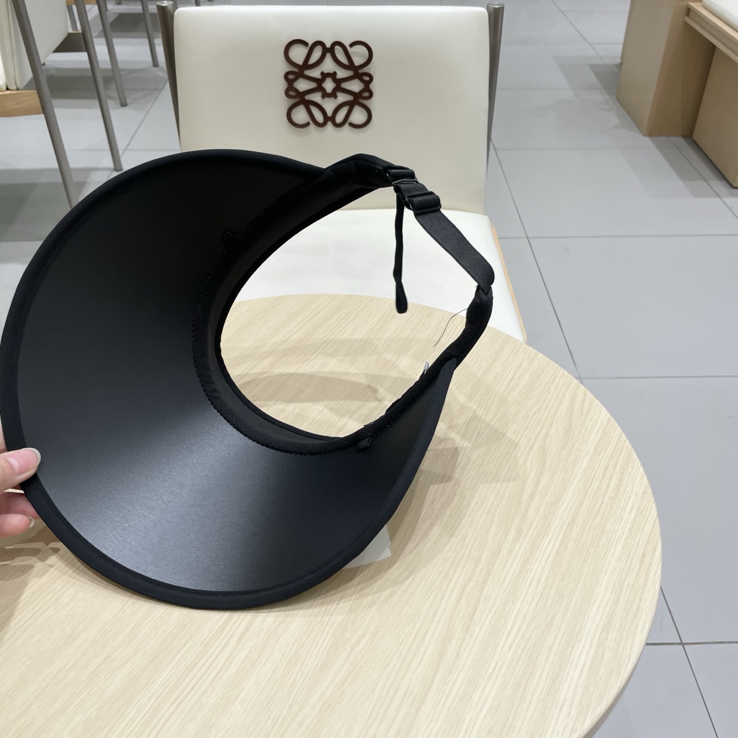  alo  ‼️
新款空顶帽！
有质感的拼接 帽型很好 冲它‼️