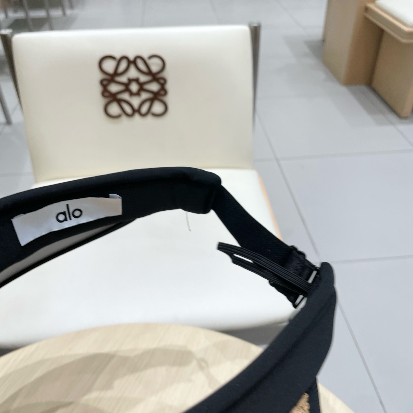  alo  ‼️
新款空顶帽！
有质感的拼接 帽型很好 冲它‼️