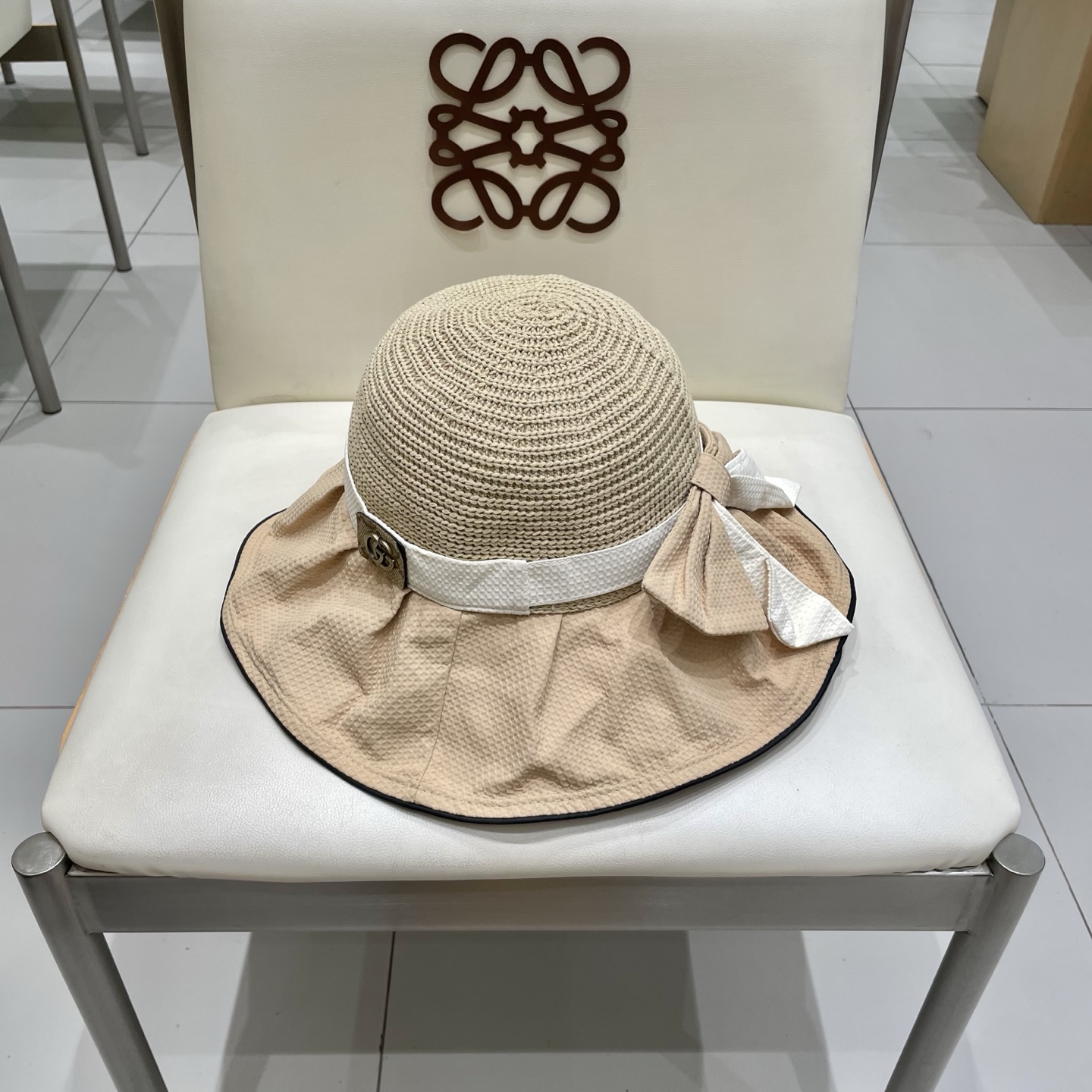 gucci古奇女夏季遮阳防晒防紫外线蝴蝶结渔夫帽遮脸黑胶太阳帽