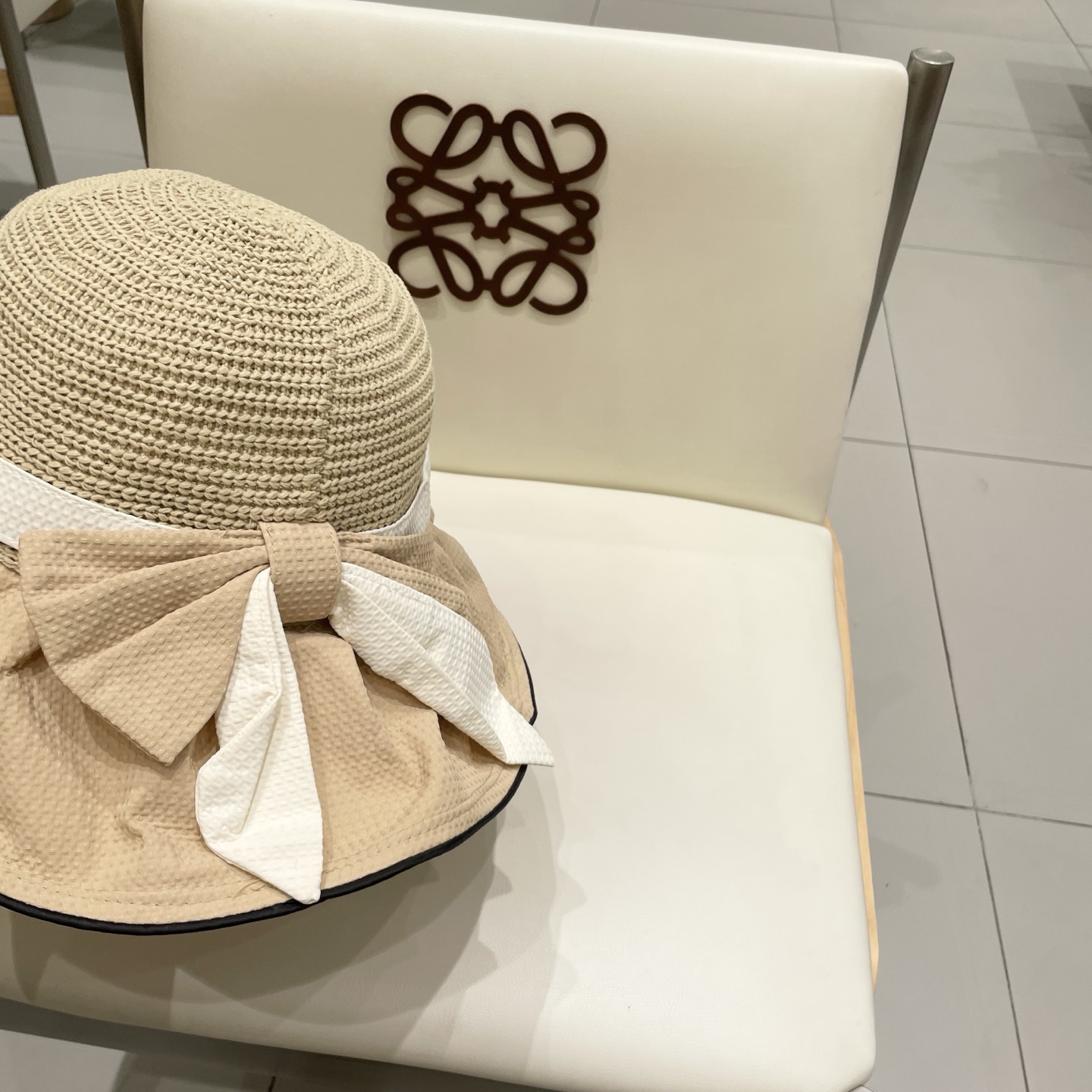  gucci古奇女夏季遮阳防晒防紫外线蝴蝶结渔夫帽遮脸黑胶太阳帽
