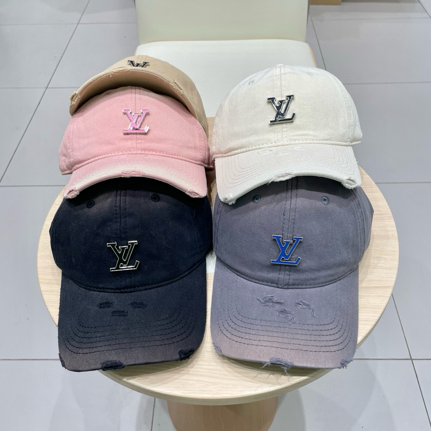  lv路易威登做旧破洞纯色棒球帽女夏季百搭休闲宽檐大头围水洗遮阳情侣鸭舌帽