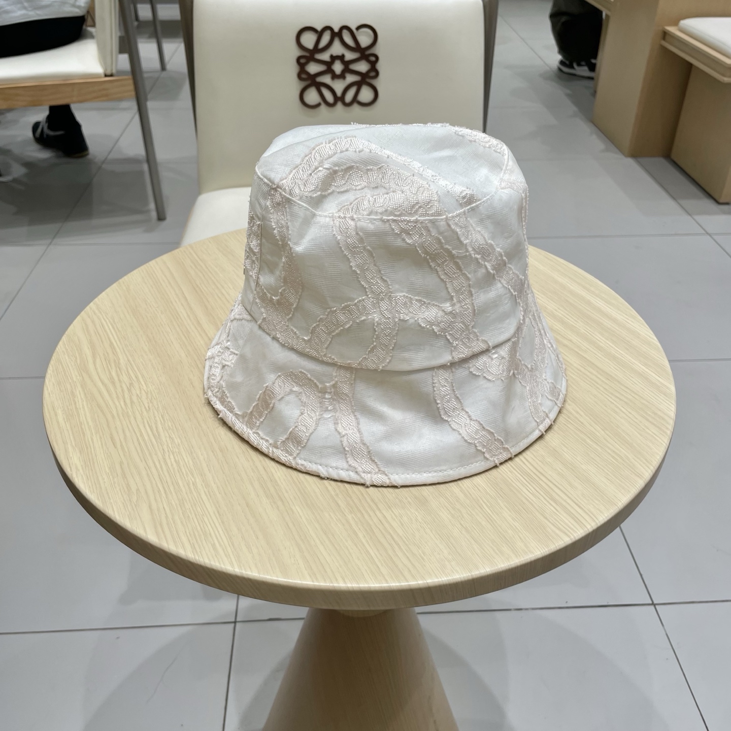 缪缪miumiu2025春夏新款布帽渔夫帽，头围57cm