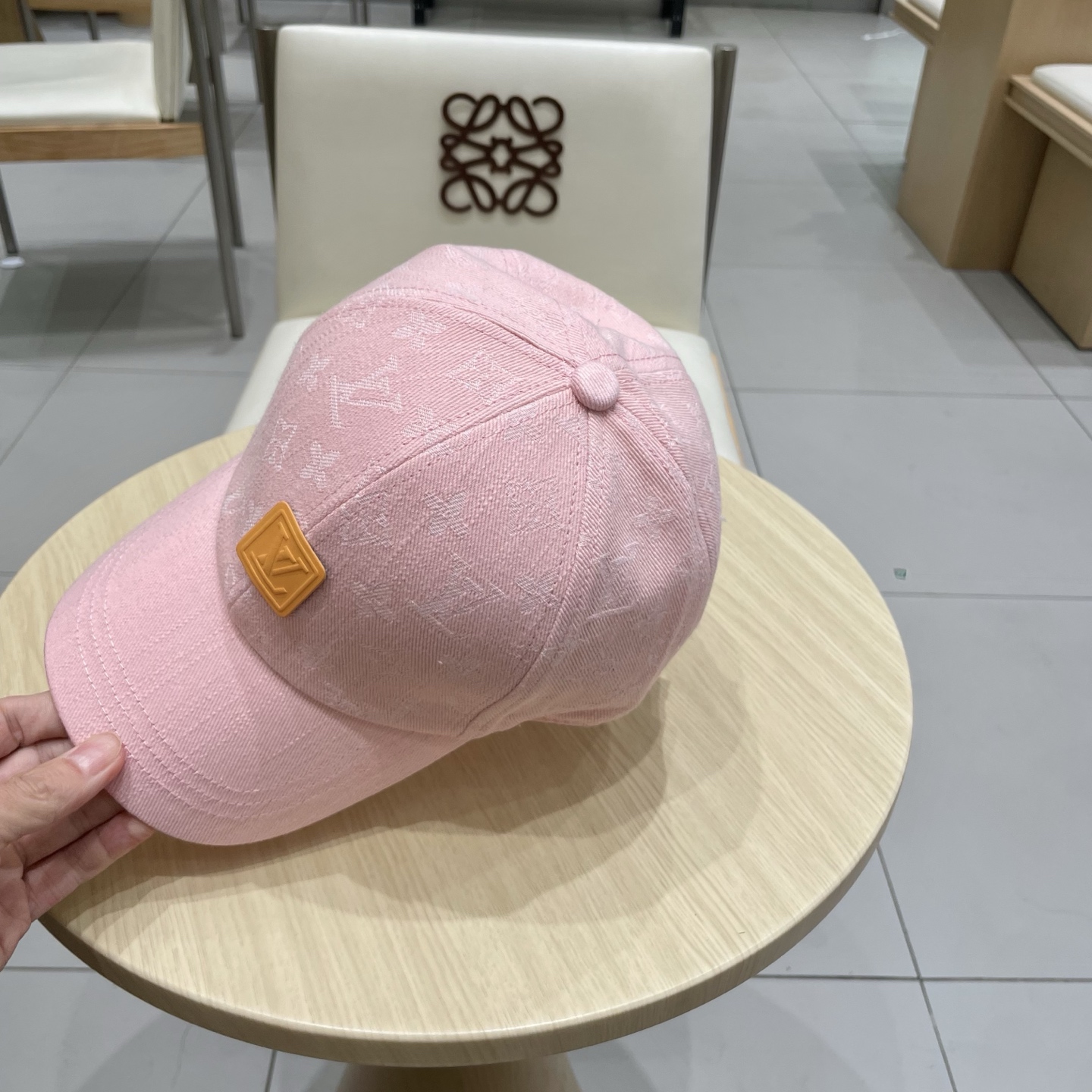  LV路易威登原单牛仔棒球帽🧢轻盈透气。完美版型，独家实物拍摄，男女适