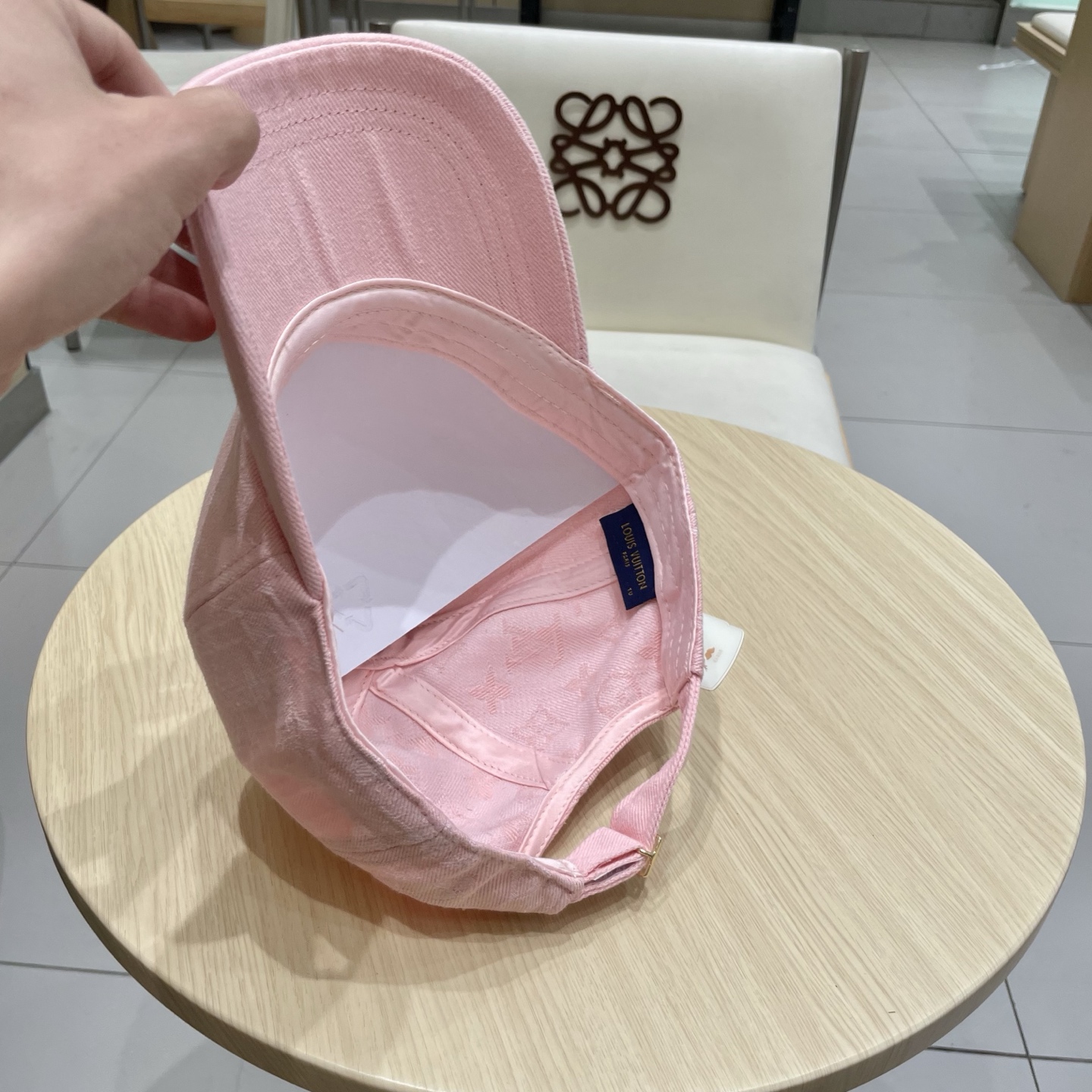  LV路易威登原单牛仔棒球帽🧢轻盈透气。完美版型，独家实物拍摄，男女适