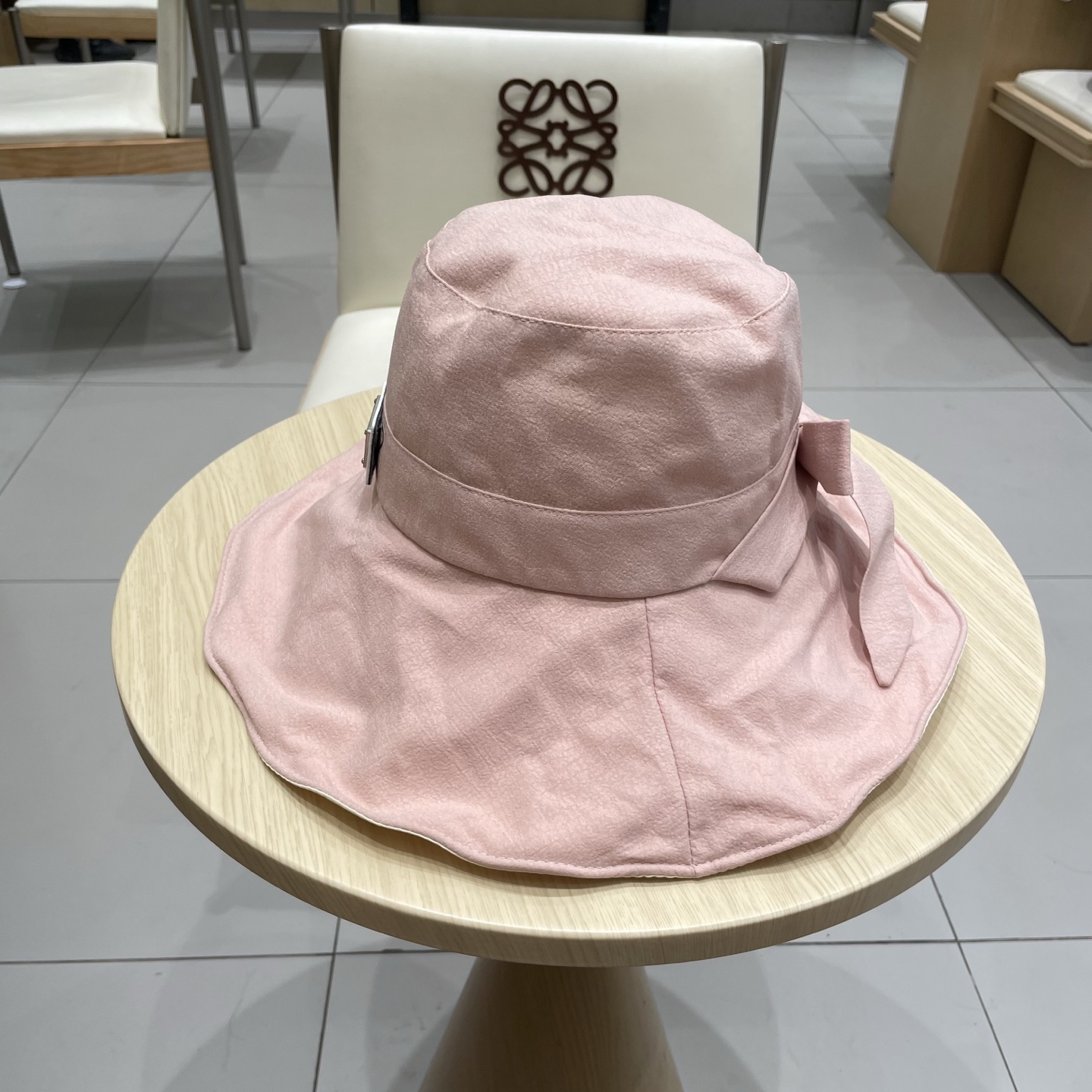  Prada普拉达2025新款夏季大檐遮阳帽防紫外线太阳帽蝴蝶结渔夫帽