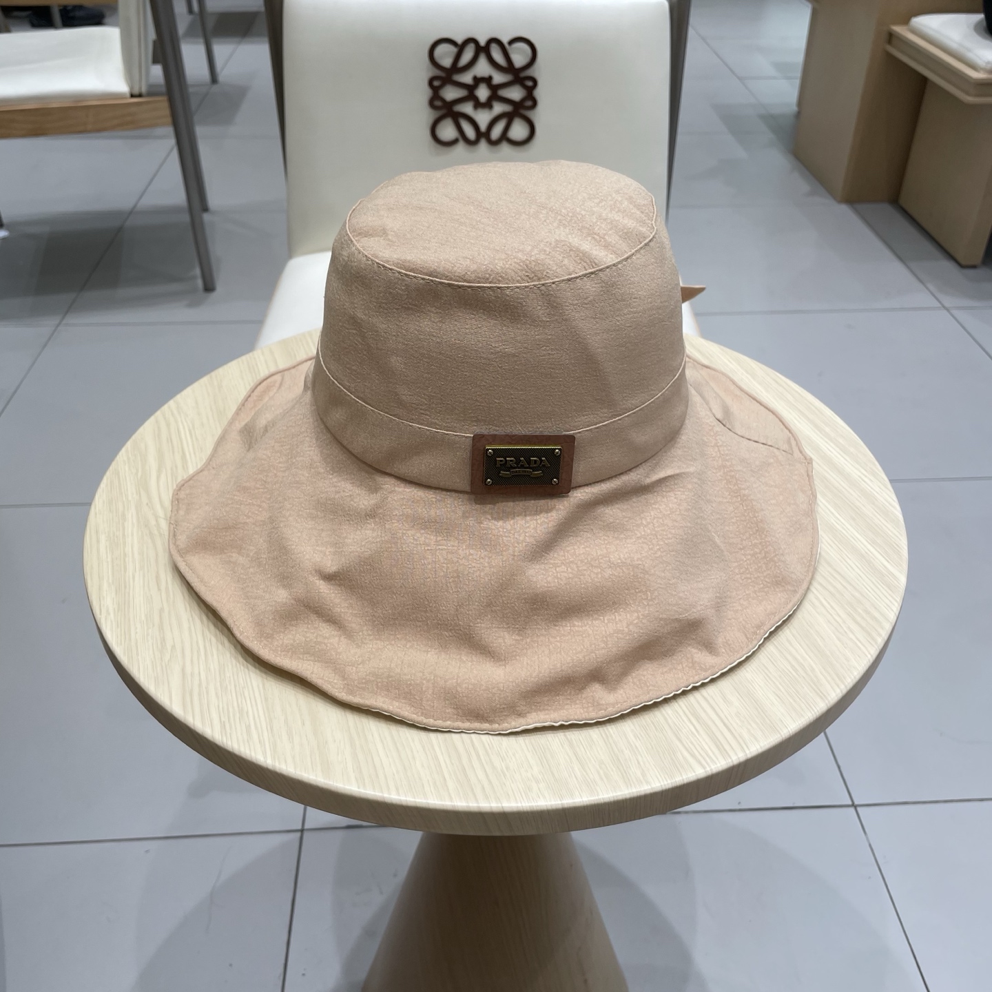  Prada普拉达2025新款夏季大檐遮阳帽防紫外线太阳帽蝴蝶结渔夫帽