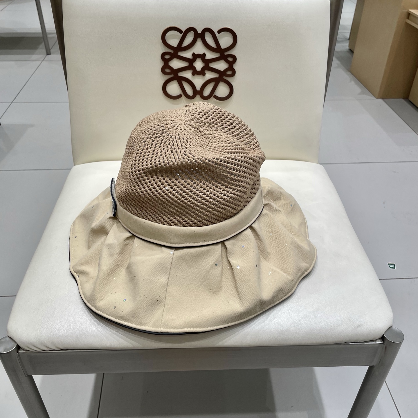  miumiu缪缪新款渔夫帽，遮阳帽，头围57cm