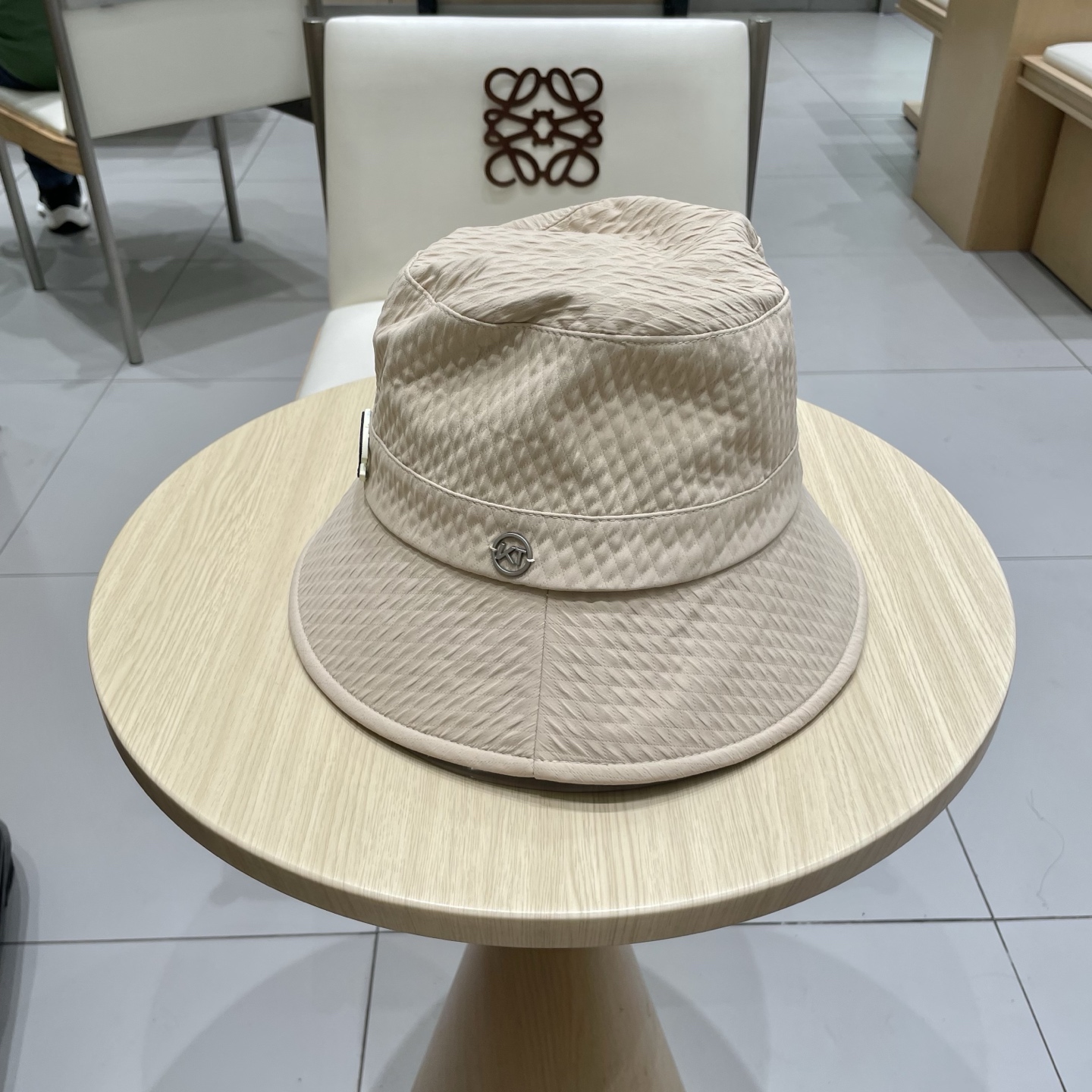 Chanel香奈儿渔夫帽，头围57cm