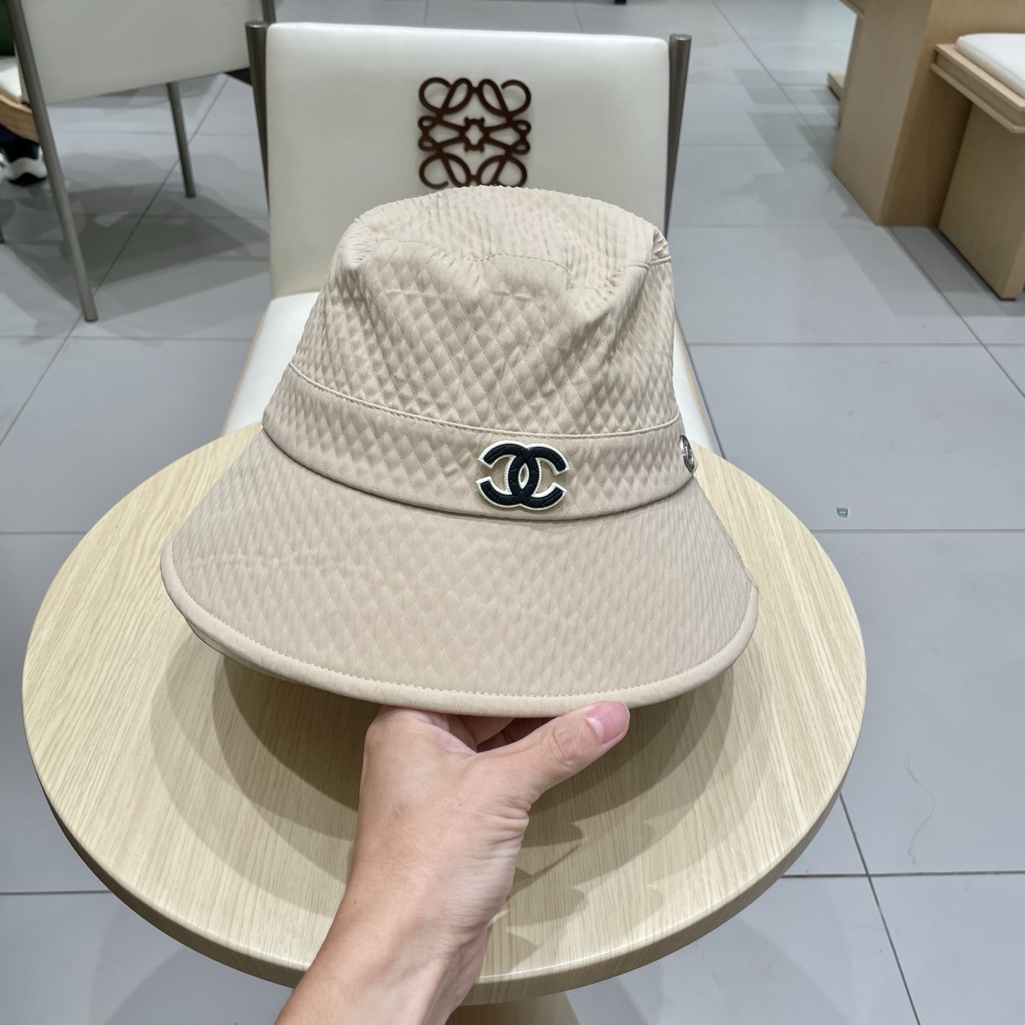 Chanel香奈儿渔夫帽，头围57cm