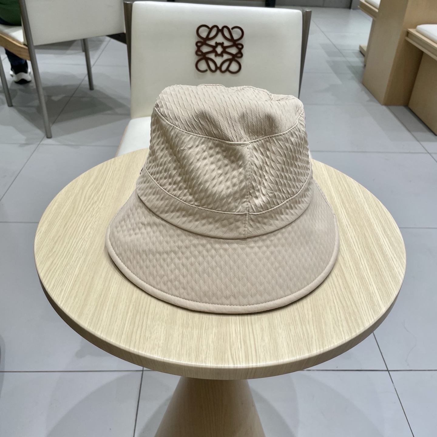 Chanel香奈儿渔夫帽，头围57cm